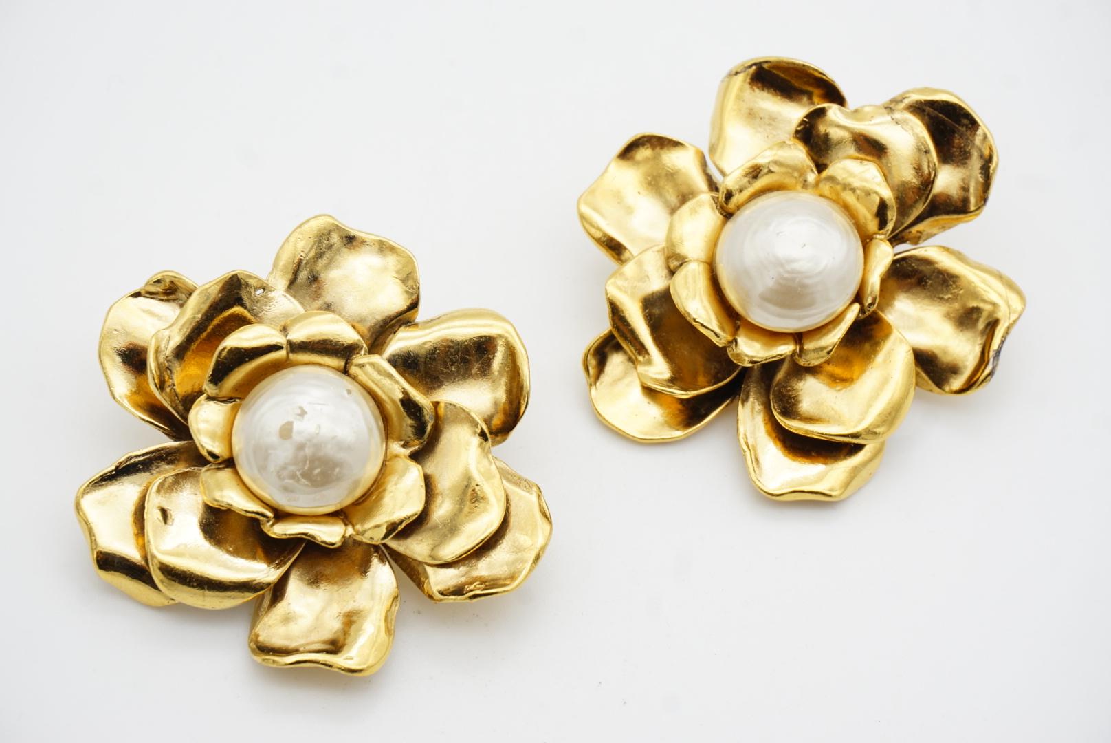 Yves Saint Laurent YSL Vintage Huge Camellia Flower White Pearl Clip Earrings For Sale 6