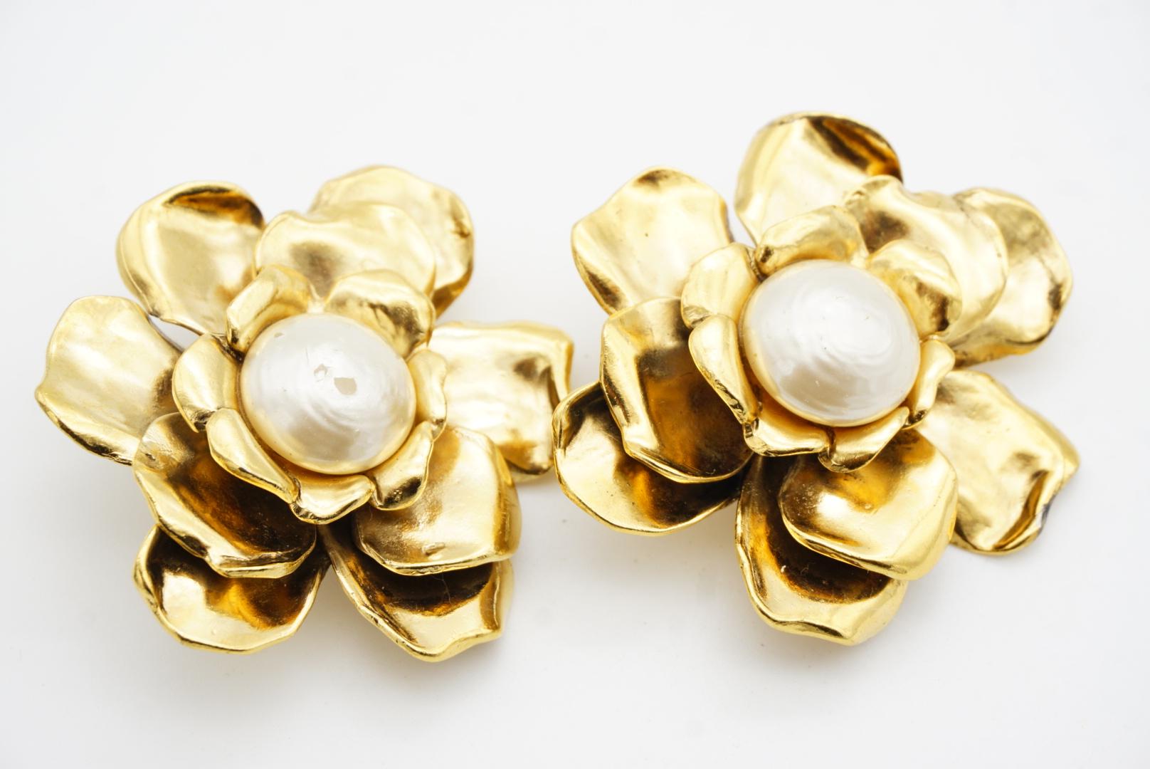 Yves Saint Laurent YSL Vintage Huge Camellia Flower White Pearl Clip Earrings For Sale 8