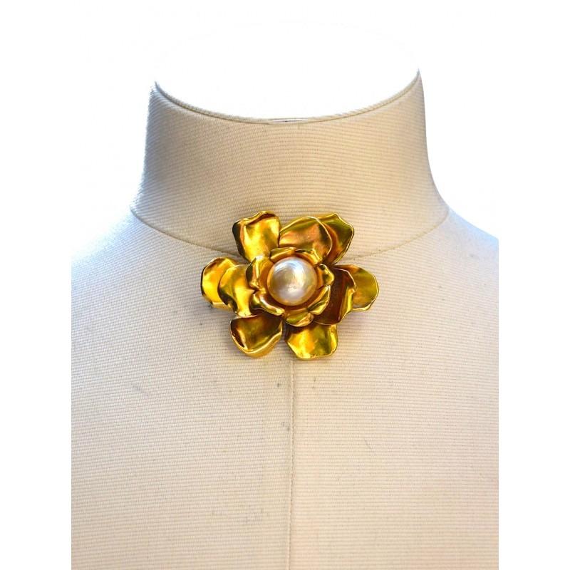 Yves Saint Laurent YSL Vintage Huge Camellia Flower White Pearl Clip Earrings For Sale 4
