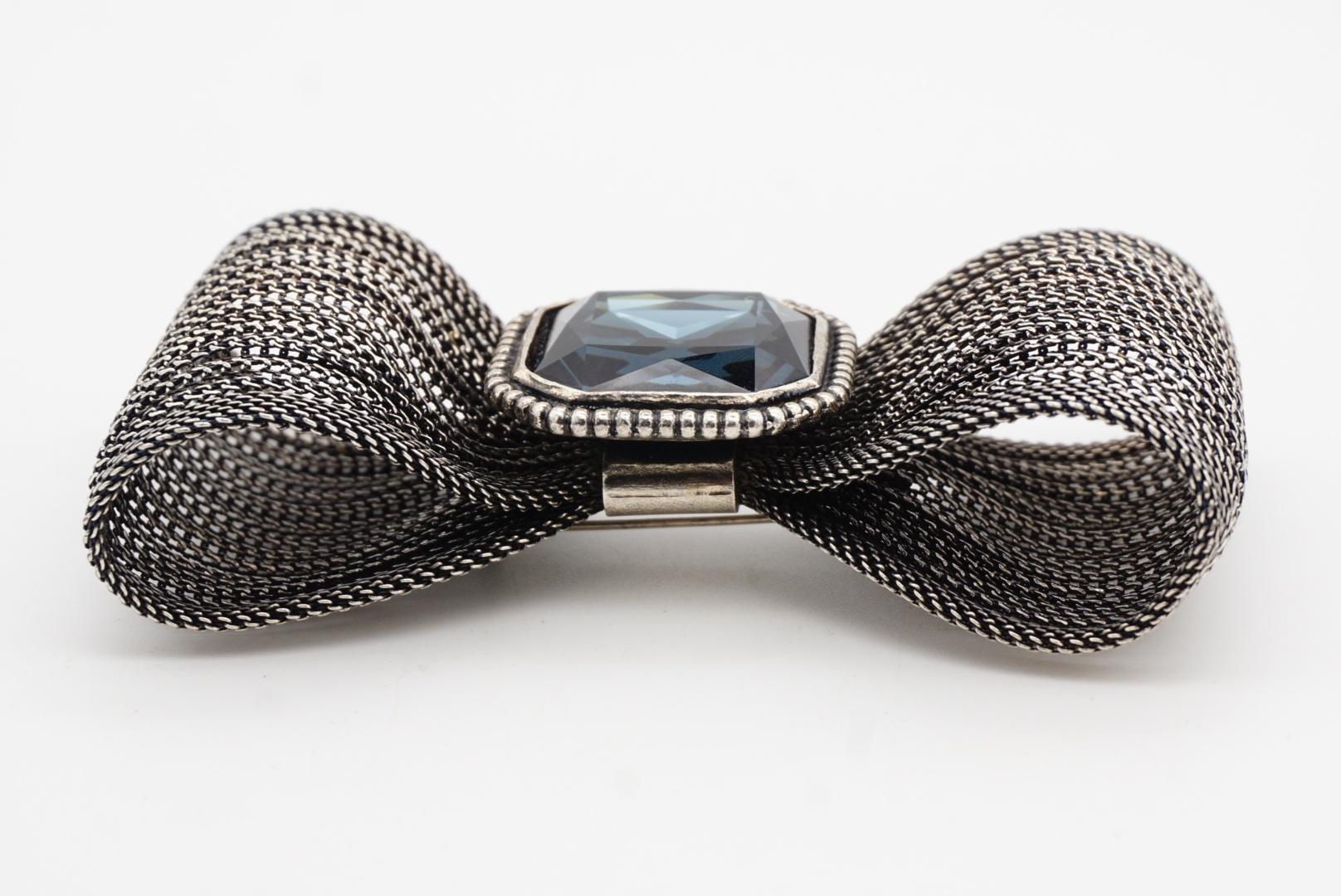 Yves Saint Laurent YSL Vintage Huge Sapphire Crystal Knot Bow Mesh Black Brooch (Broche) en vente 12