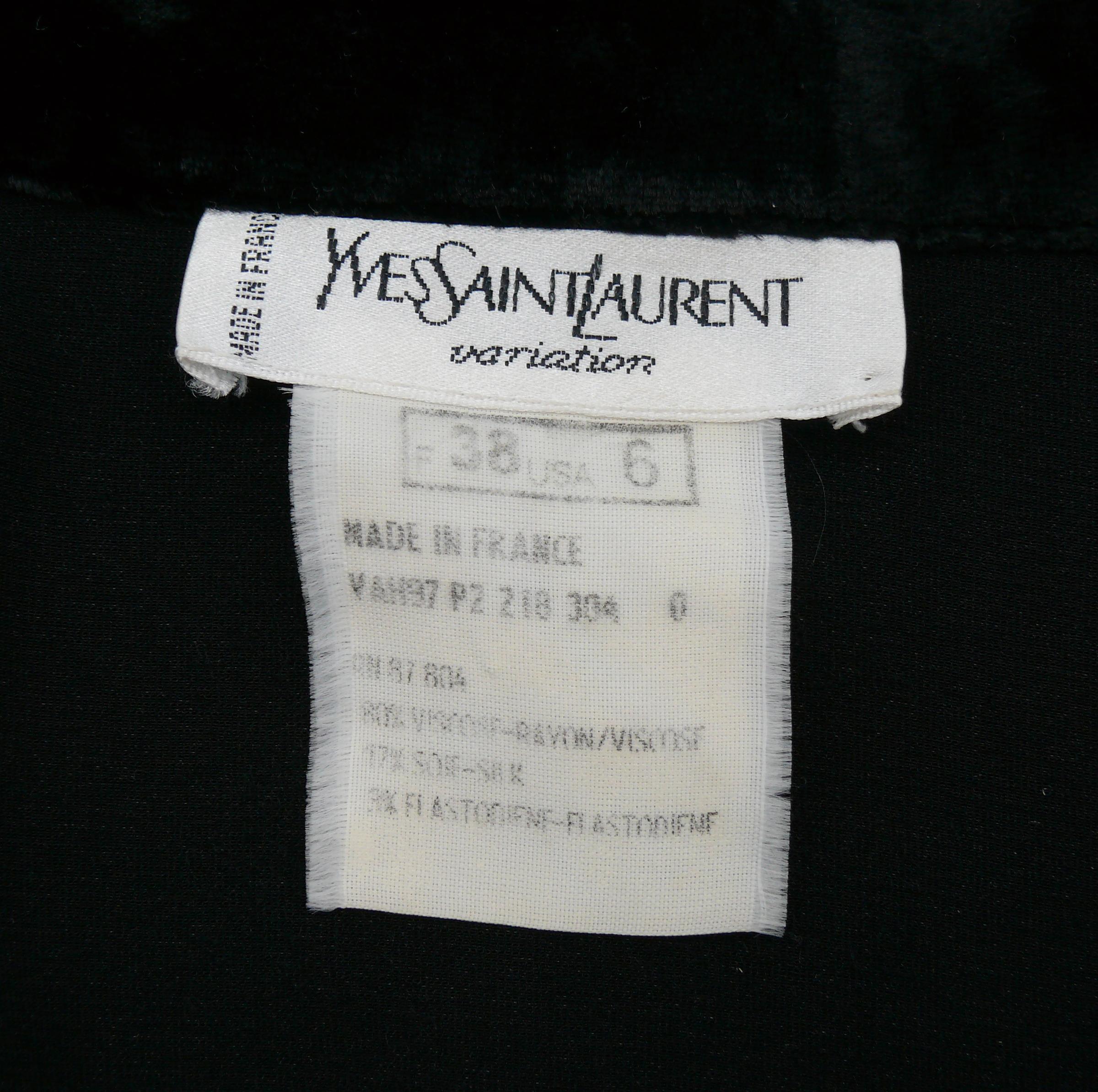 YVES SAINT LAURENT YSL Vintage Iconic Black Velvet Safari Shirt US Size 6 In Good Condition For Sale In Nice, FR