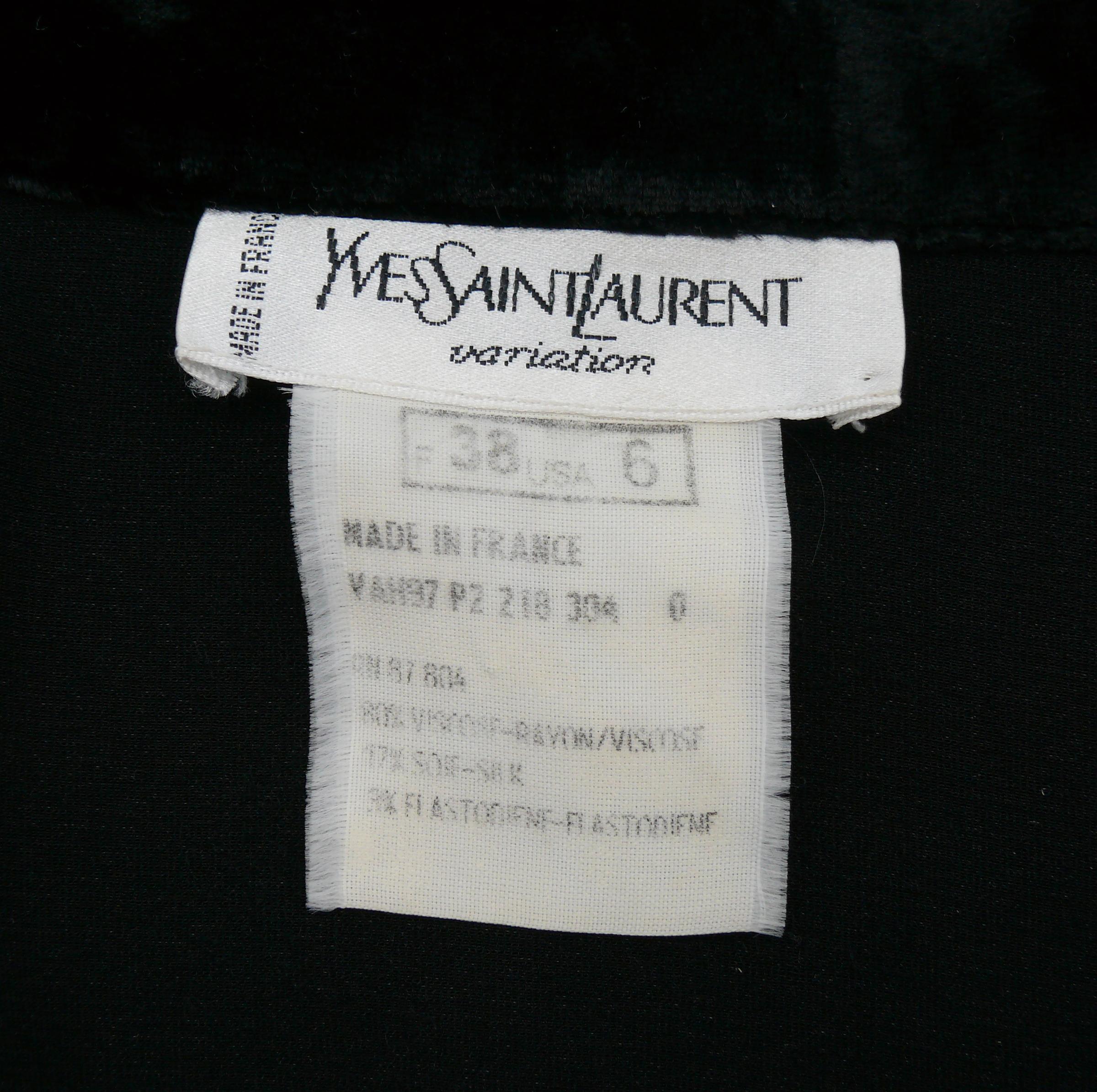 YVES SAINT LAURENT YSL Vintage ikonisches Safarihemd aus schwarzem Samt US Größe 6 im Angebot 1