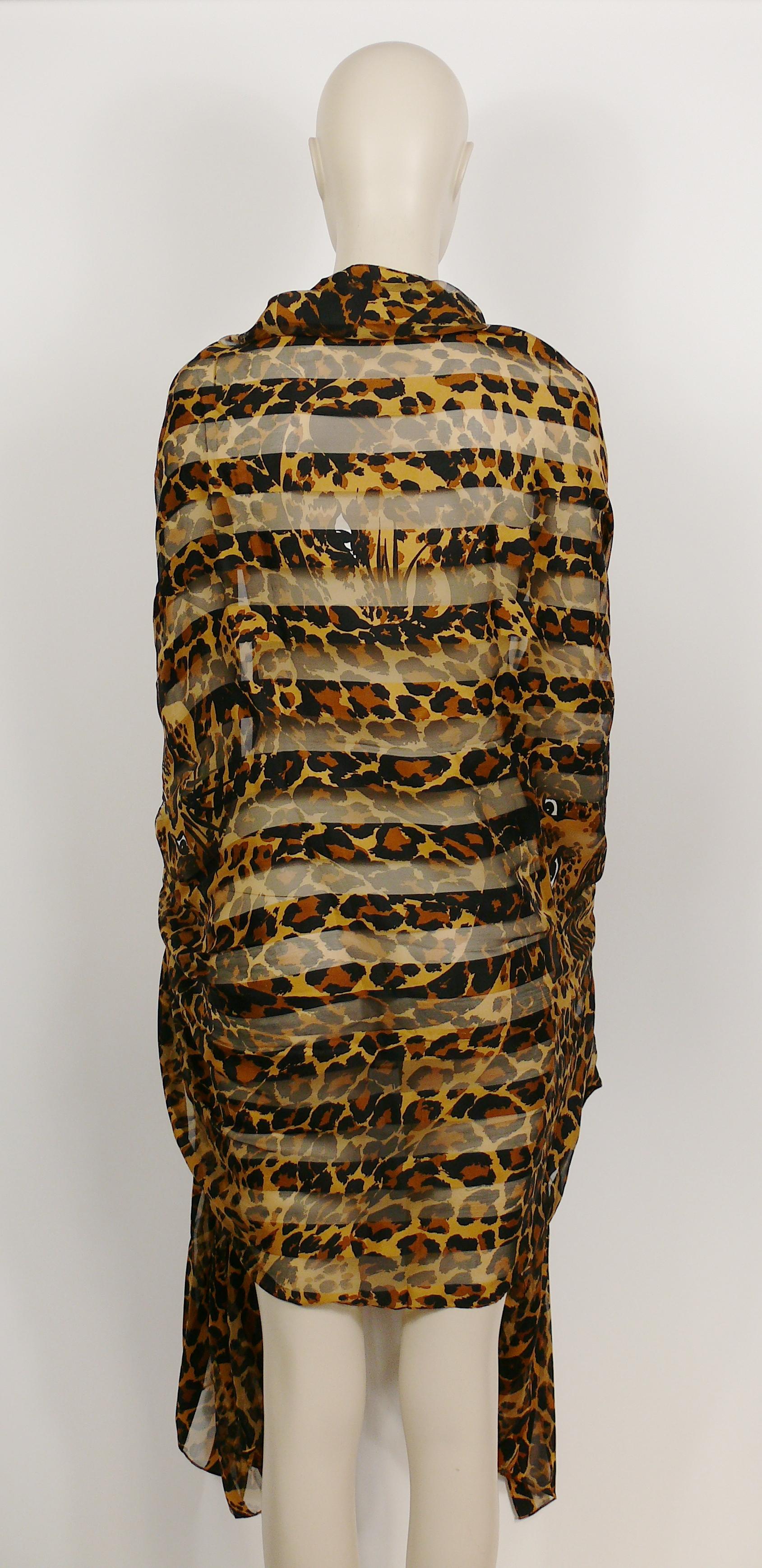 Yves Saint Laurent YSL Étole vintage emblématique à rayures transparentes et à imprimé léopard en vente 1