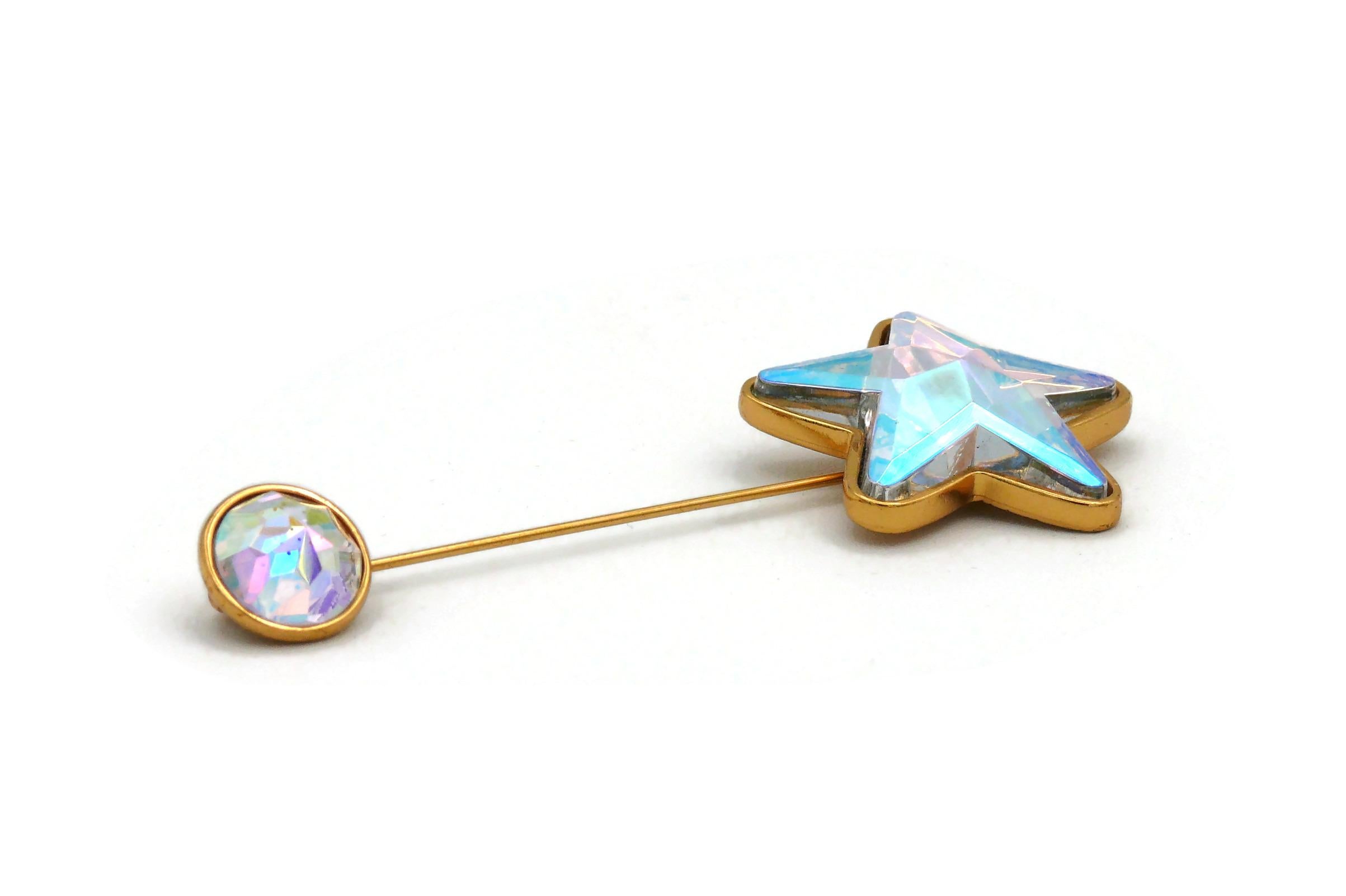 YVES SAINT LAURENT YSL Vintage Iridescent Star Lapel Pin In Good Condition In Nice, FR