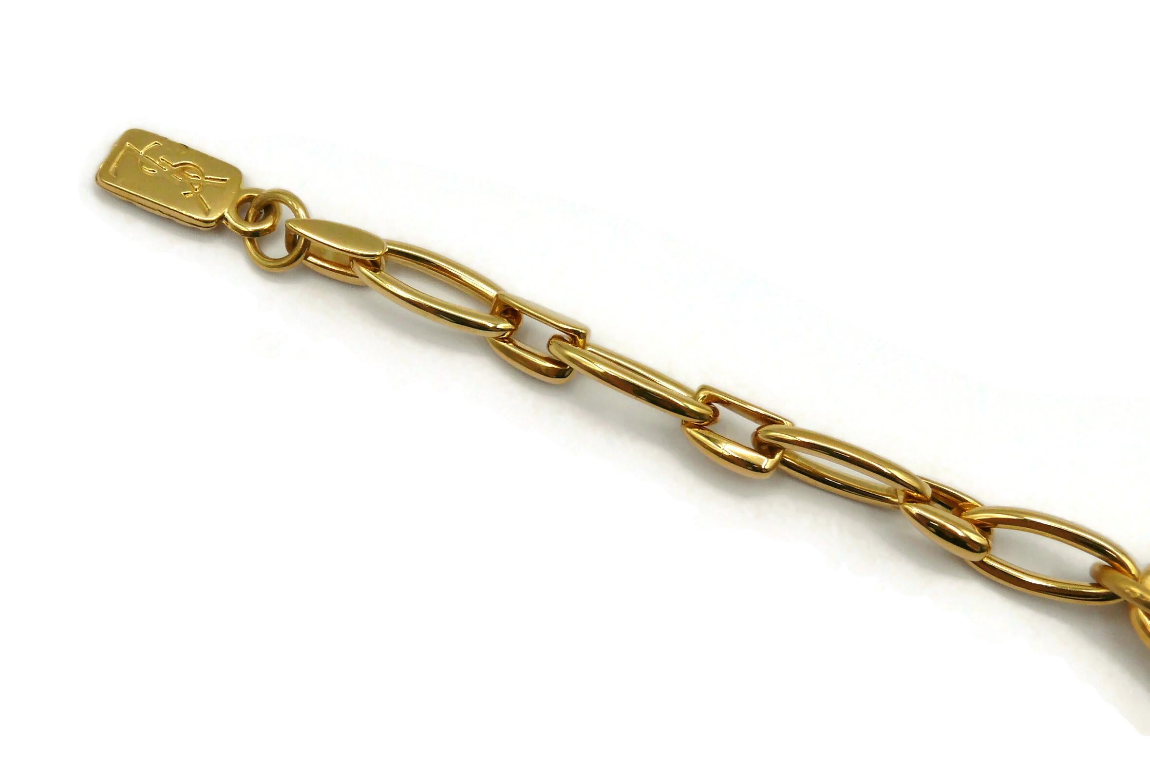 YVES SAINT LAURENT Collier à chaîne vintage en forme de boucle avec bijoux dorés Pour femmes en vente