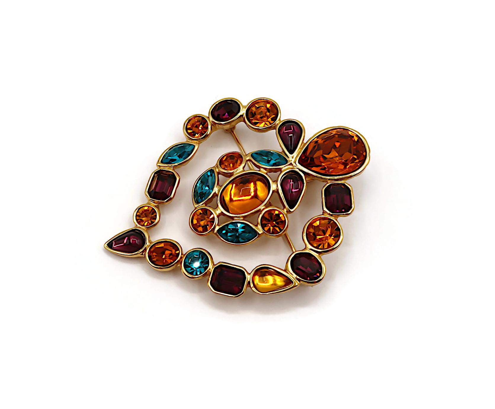 YVES SAINT LAURENT Pendentif broche cœur vintage orné de bijoux YSL en vente 1