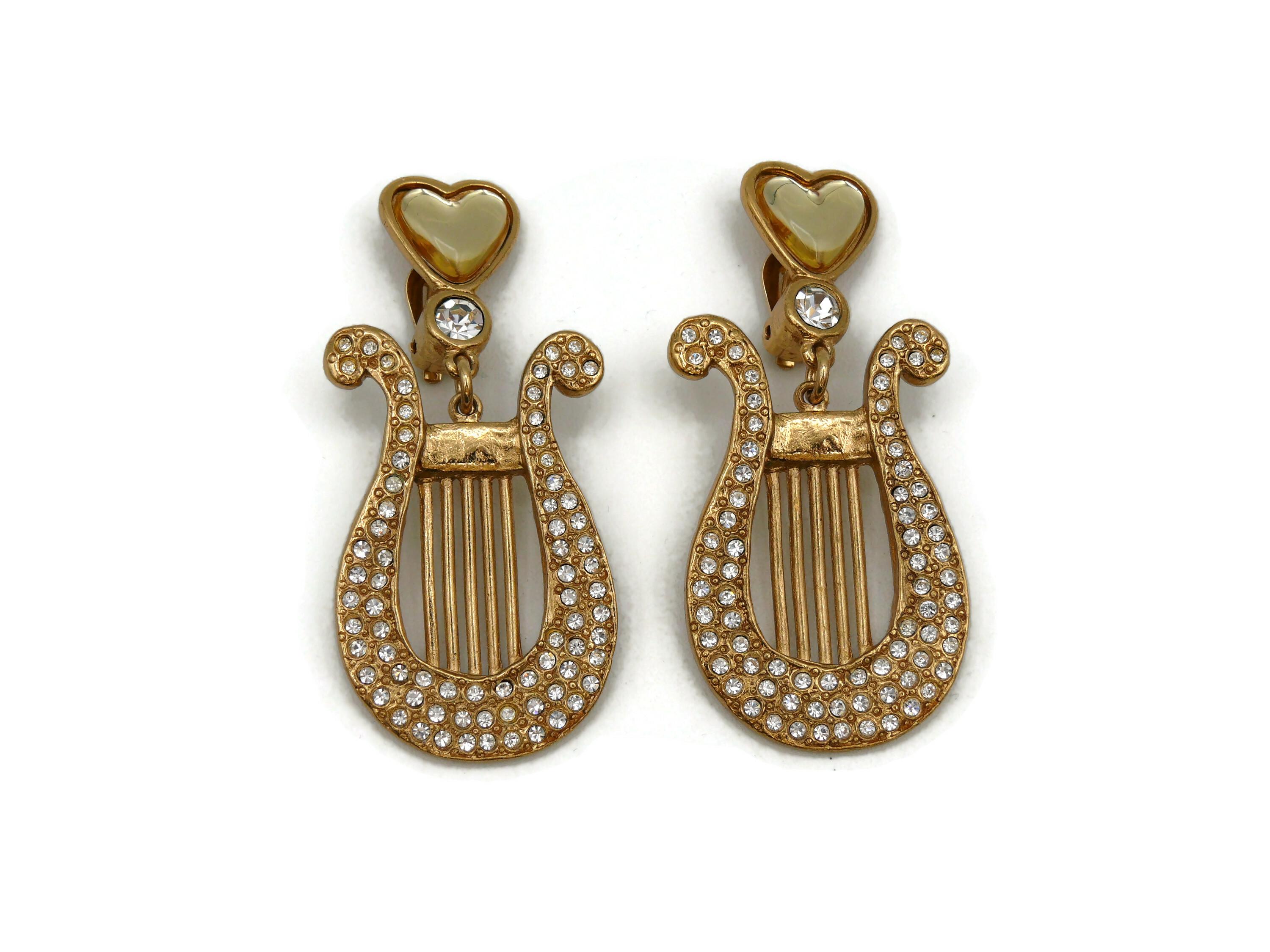 YVES SAINT LAURENT YSL Vintage Jewelled Lyra Heart Dangling Earrings In Good Condition For Sale In Nice, FR