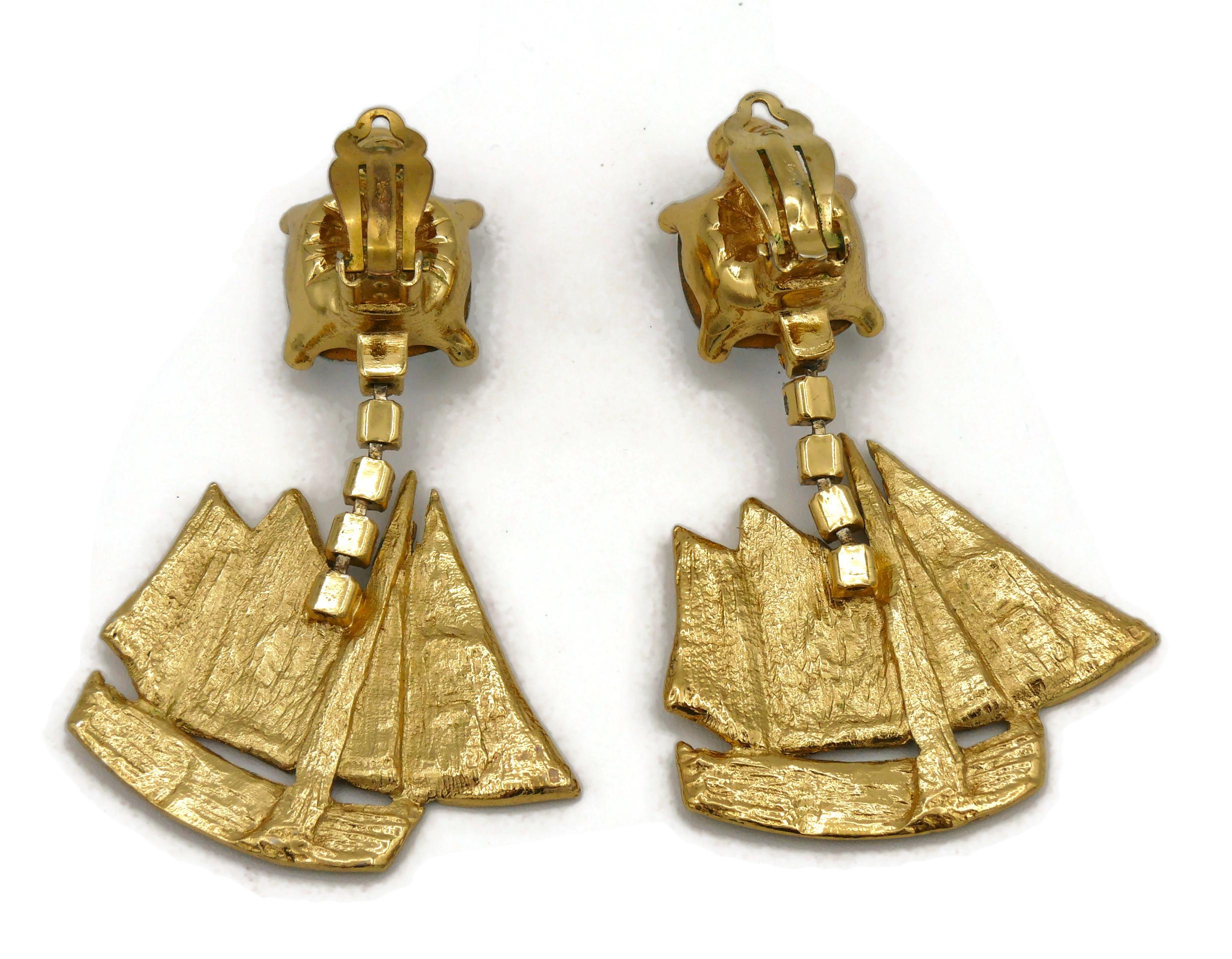 Yves Saint Laurent YSL Vintage baumelnde Ohrringe mit Juwelen für Segelboote im Angebot 3