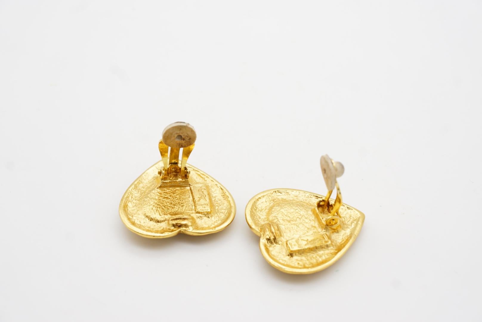 Yves Saint Laurent YSL Vintage Large Gripoix Logo Sapphire Heart Clip Earrings 9