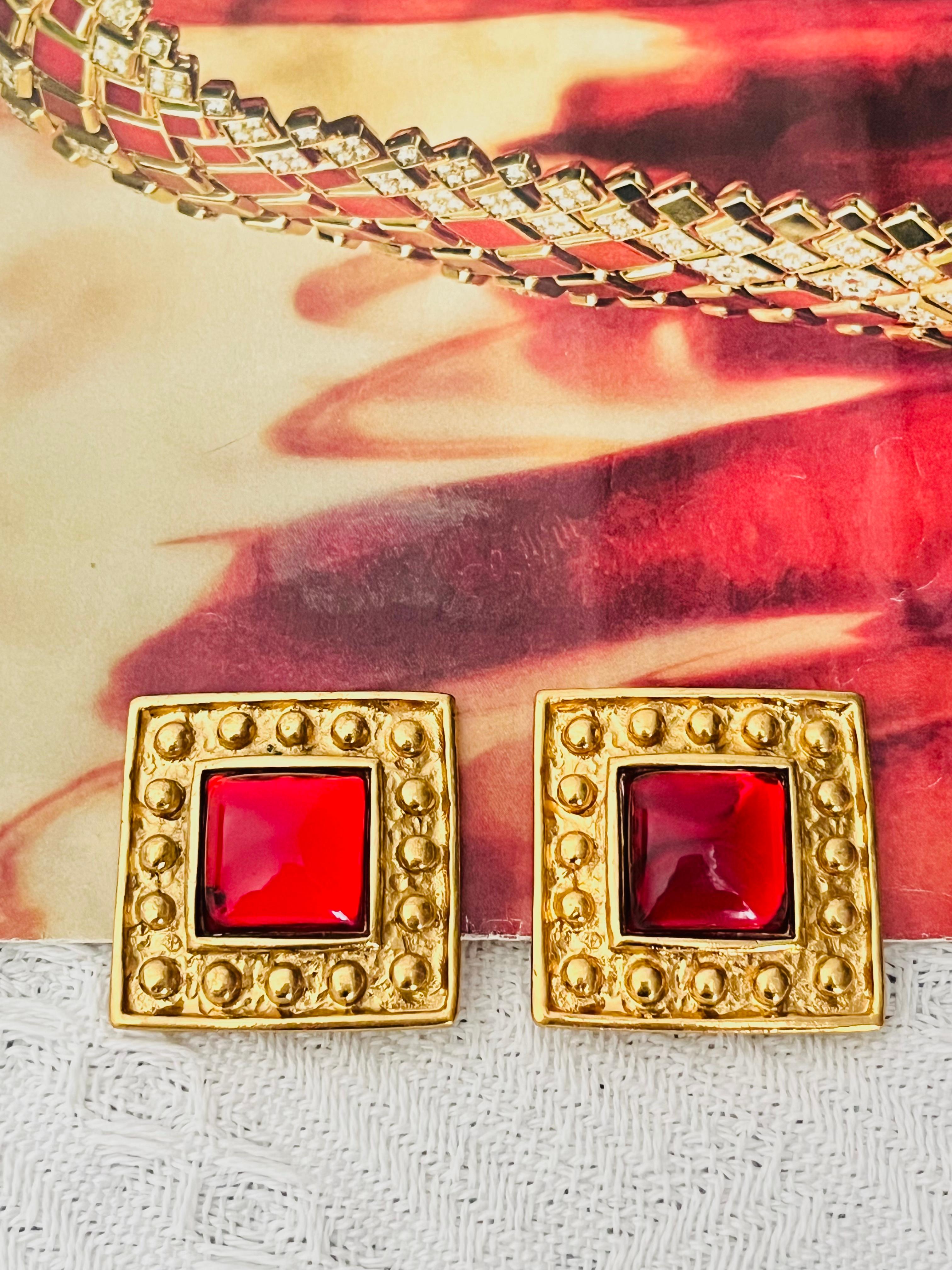 Women's Yves Saint Laurent YSL Vintage Large Gripoix Ruby Square Cube Dot Clip Earrings For Sale