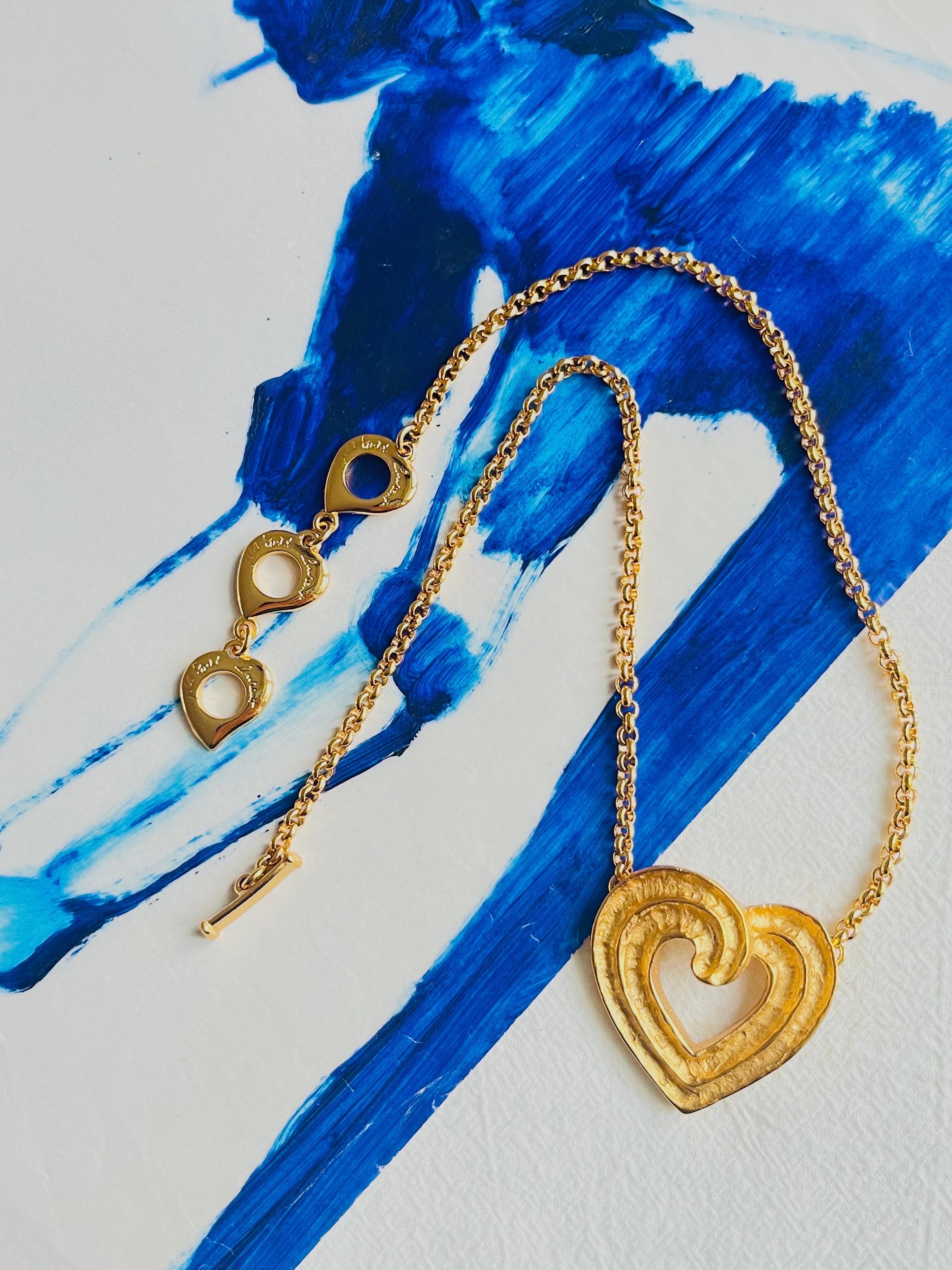 Art déco Yves Saint Laurent YSL Collier Vintage Large Heart Love ajouré en or massif en vente