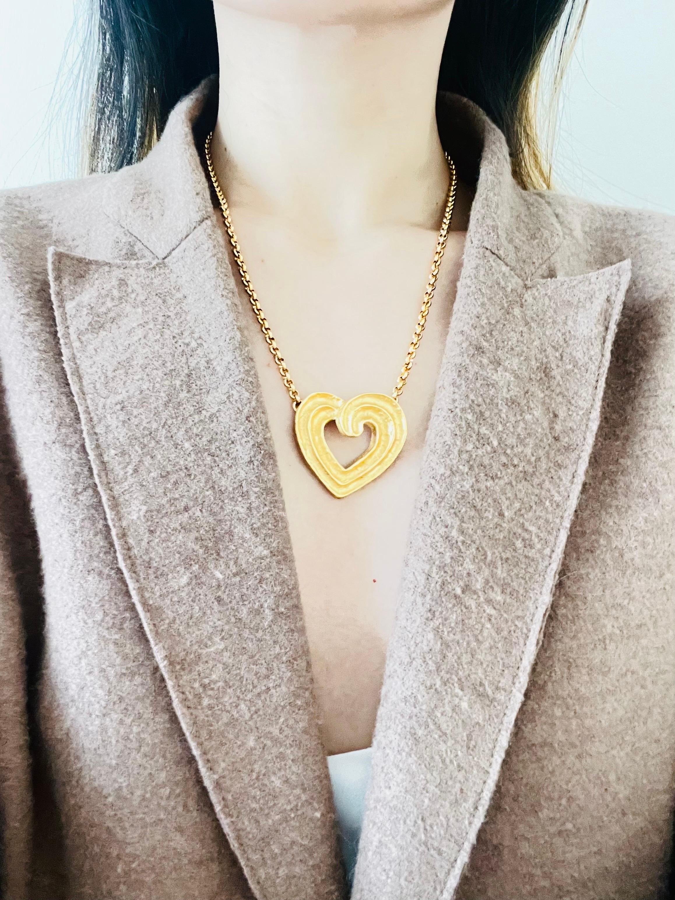 Art Deco Yves Saint Laurent YSL Vintage Large Heart Love Openwork Pendant Gold Necklace  For Sale