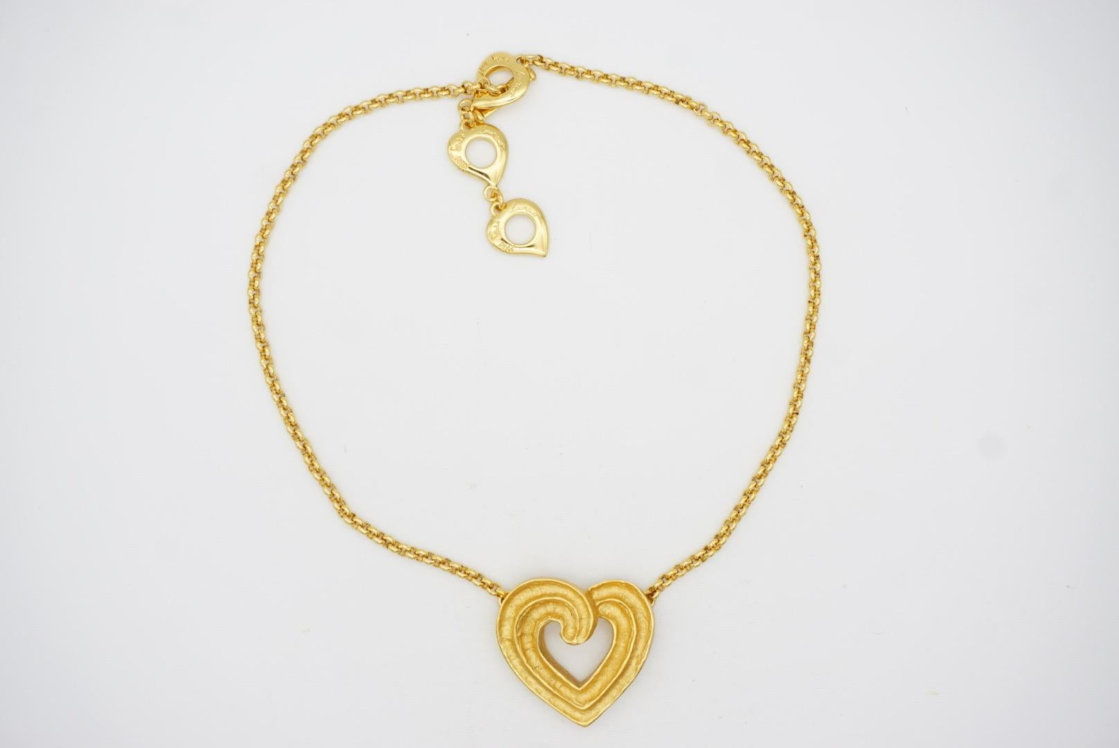Women's or Men's Yves Saint Laurent YSL Vintage Large Heart Love Openwork Pendant Gold Necklace  For Sale