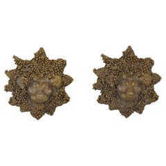 Yves Saint Laurent Boucles d'oreilles à clip Yves Saint Laurent Vintage Large Lion Animal Polygon Black Clip Earrings