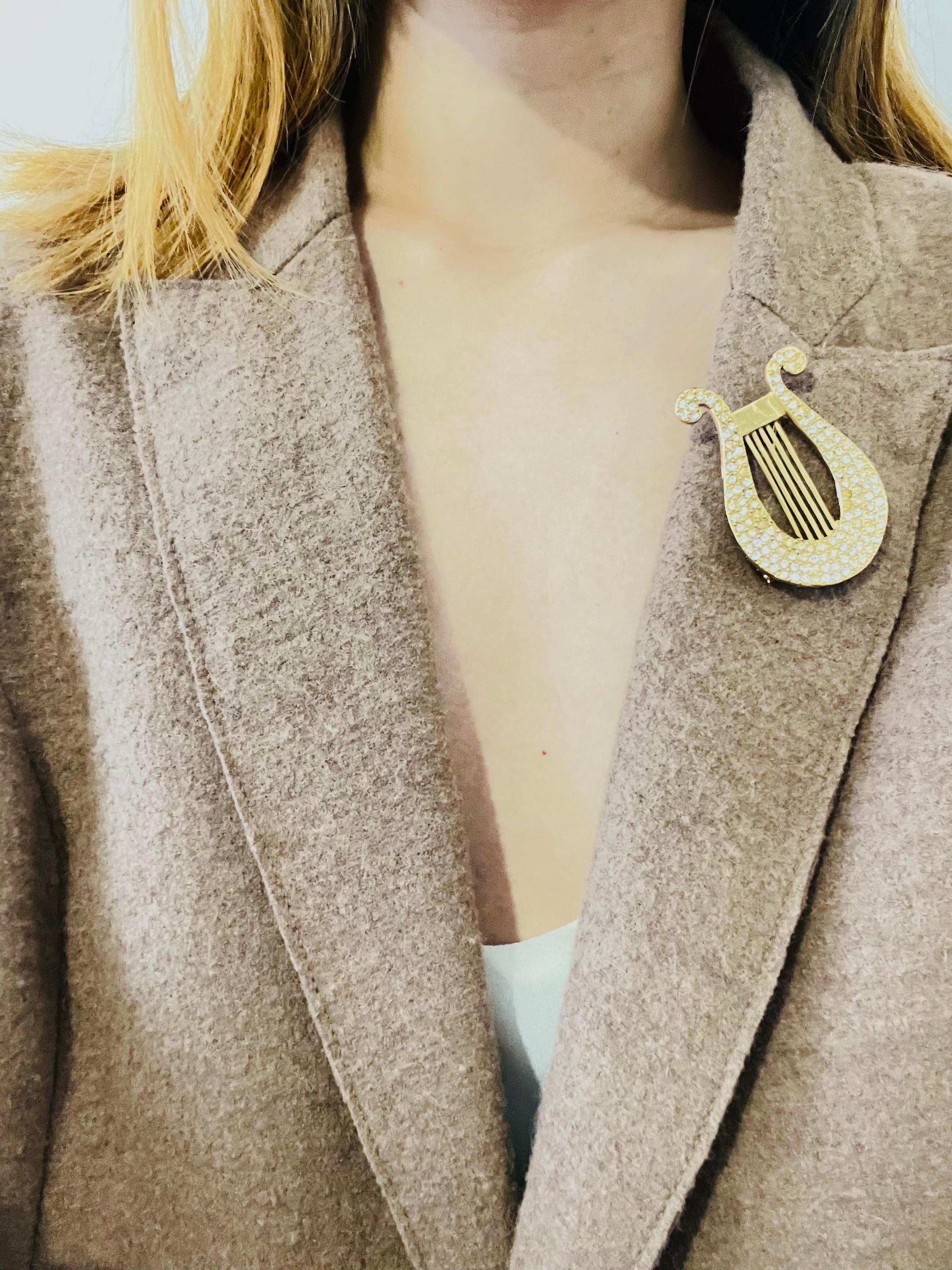 Yves Saint Laurent YSL Vintage Large Lyre Harp Crystals Openwork Gold Brooch For Sale 1