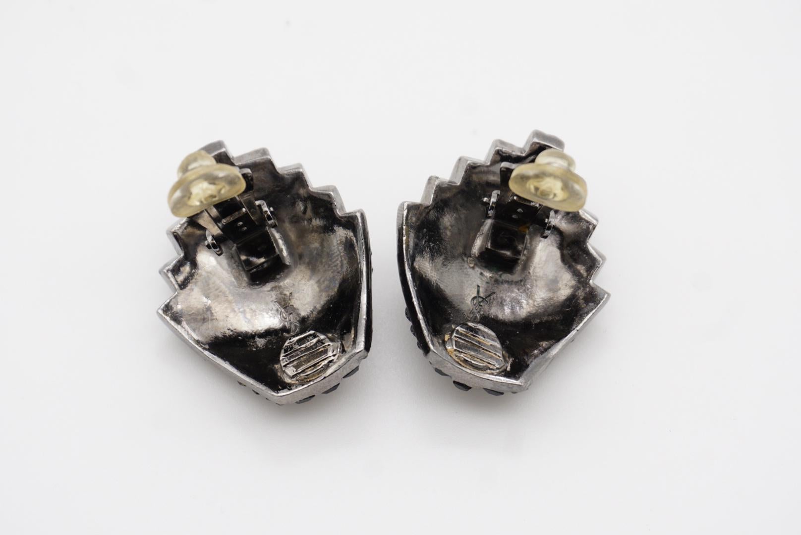Yves Saint Laurent YSL Vintage Logo Geometric Shell Black Crystal Clip Earrings For Sale 11