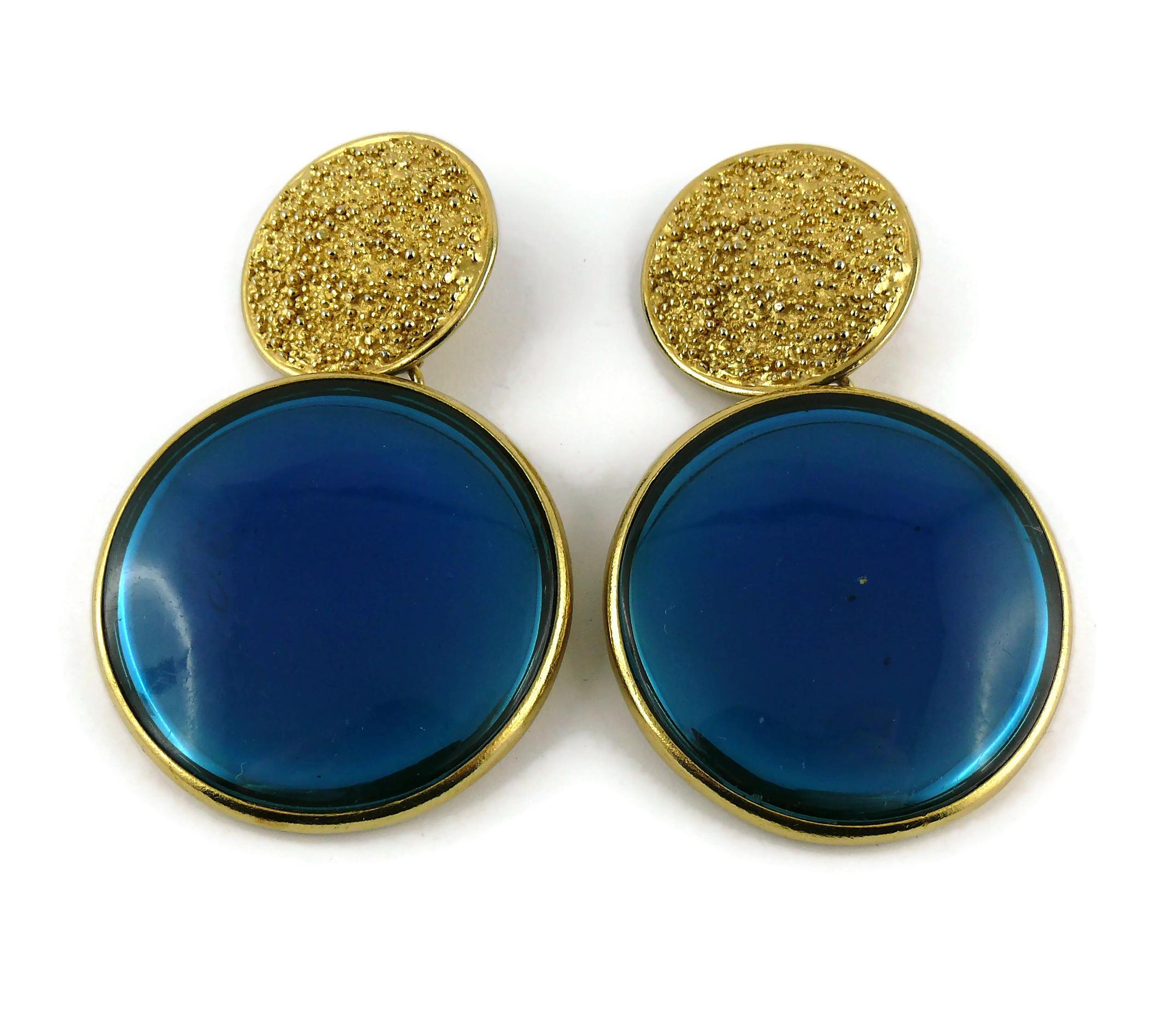 Yves Saint Laurent YSL Vintage Massive Blue Disc Dangling Earrings In Good Condition For Sale In Nice, FR