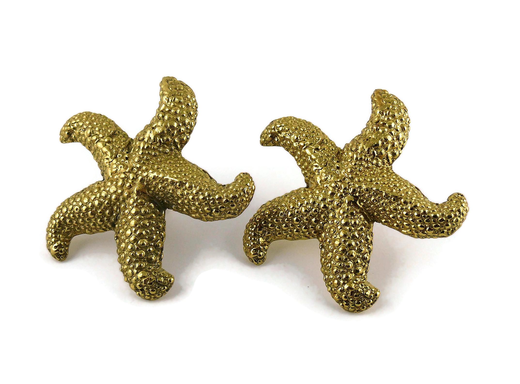 Yves Saint Laurent YSL Vintage Massive Gold Toned Starfish Clip-On Earrings In Excellent Condition In Nice, FR