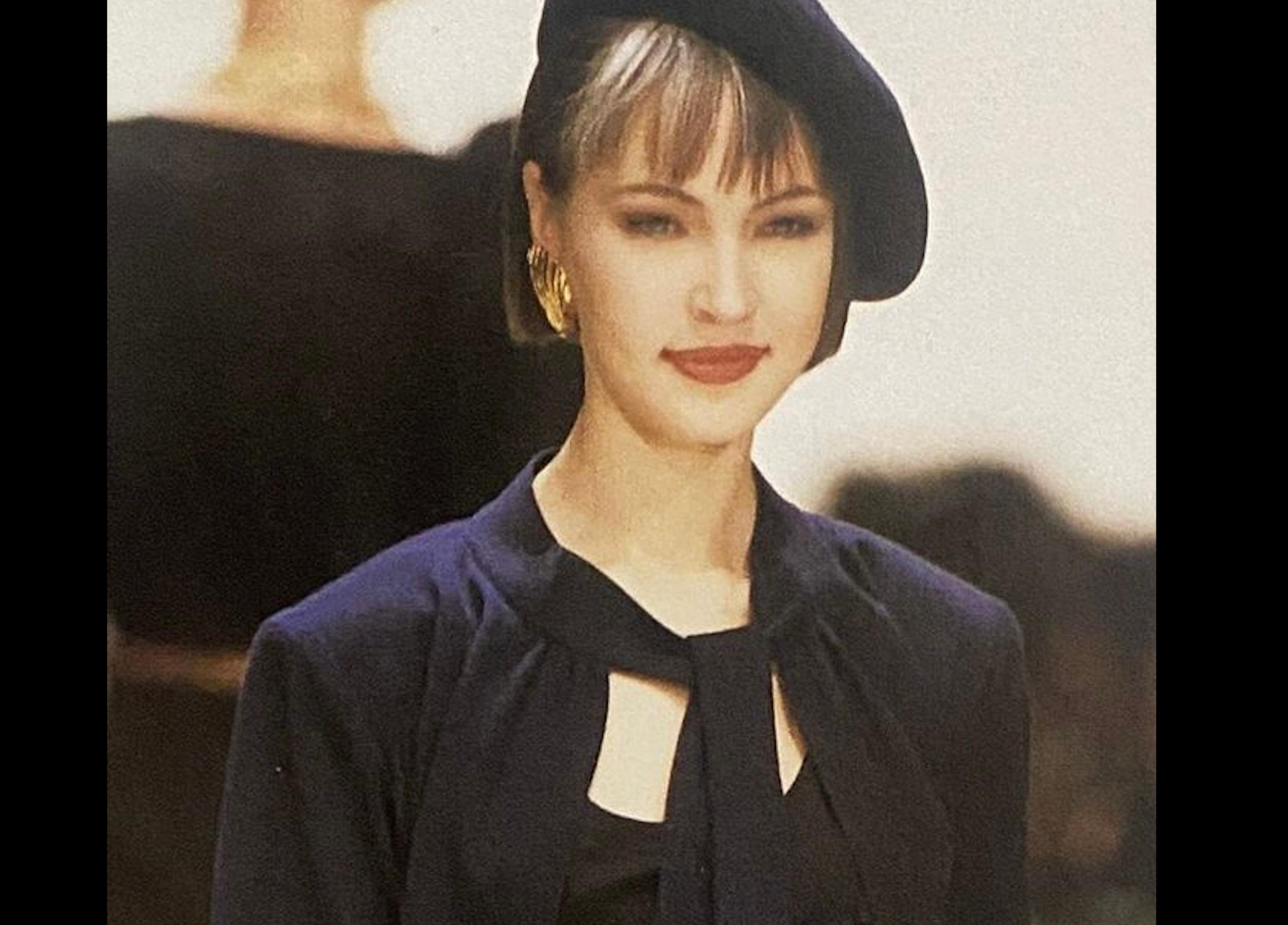 Yves Saint Laurent YSL Vintage Massive Large Vivid Shell Chunky Clip Earrings For Sale 1