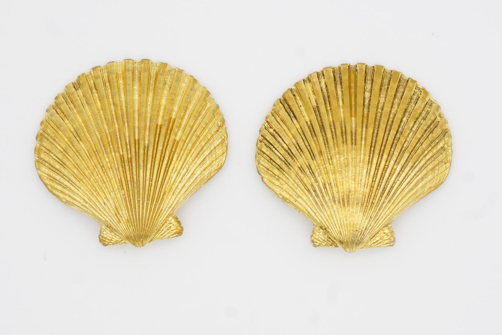 Yves Saint Laurent YSL Vintage Massive Large Vivid Shell Chunky Clip-Ohrringe, Chunky im Angebot 3