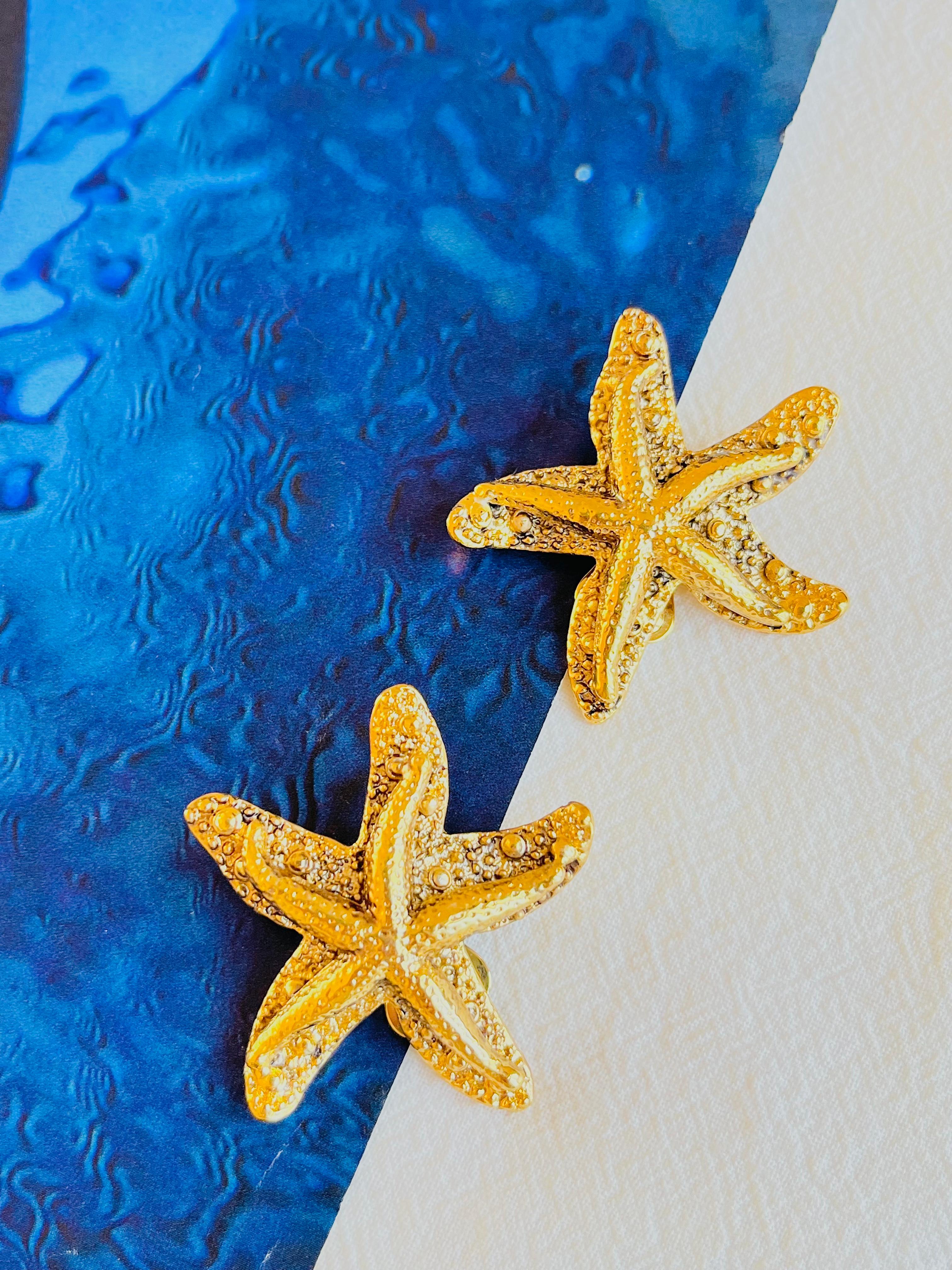 Art Deco Yves Saint Laurent YSL Vintage Massive Textured Vivid Starfishes Clip Earrings For Sale