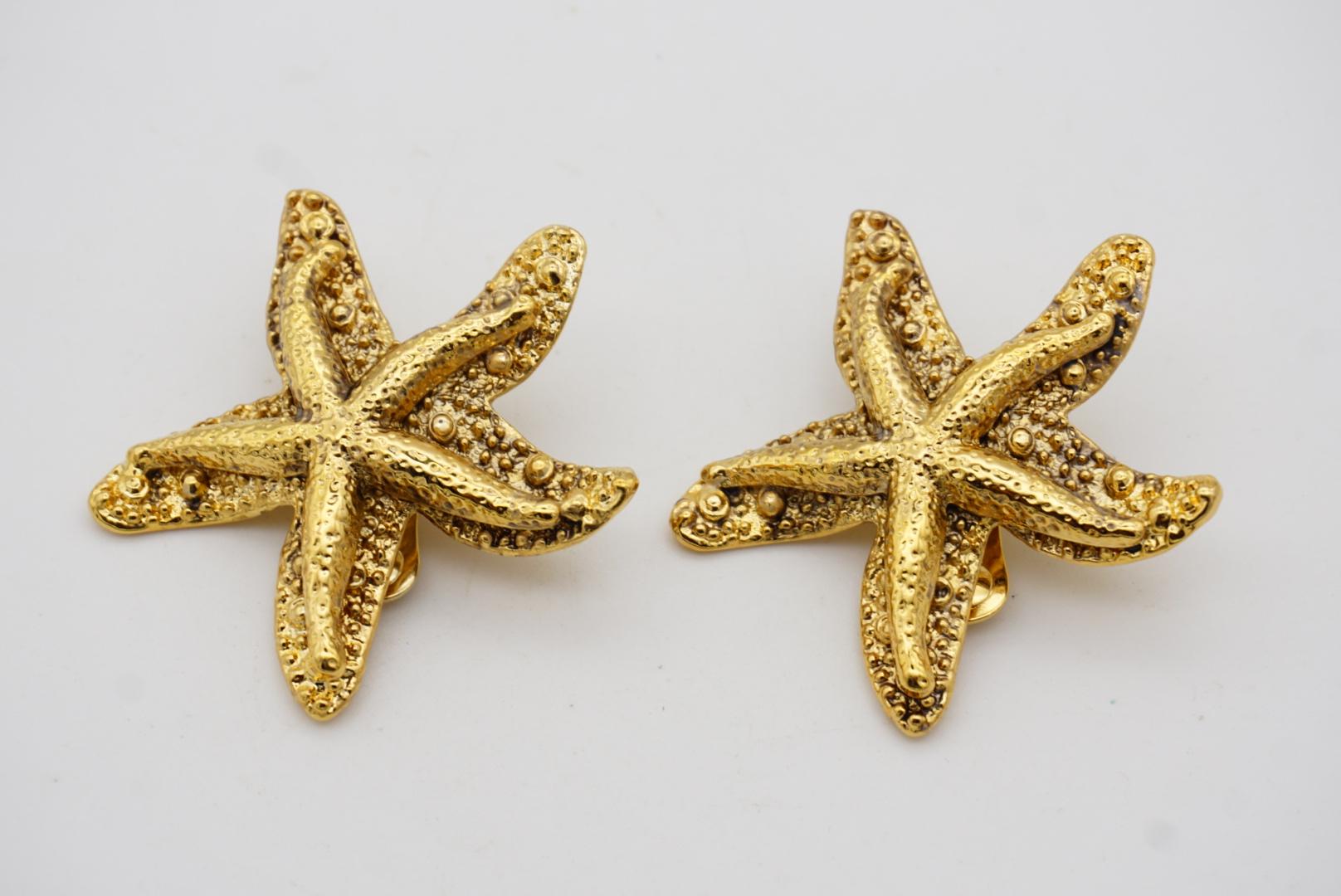 Yves Saint Laurent YSL Vintage Massive Textured Vivid Starfishes Clip Earrings For Sale 4