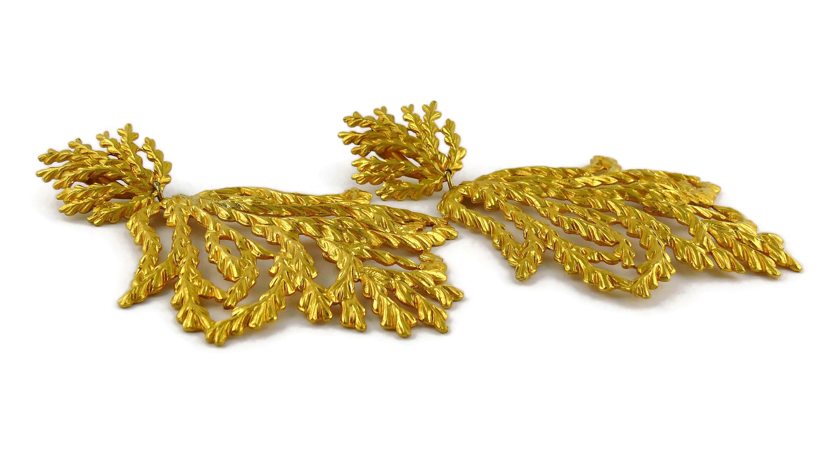 Yves Saint Laurent YSL Vintage Oversized Gold Toned Foliage Dangling Earrings 1