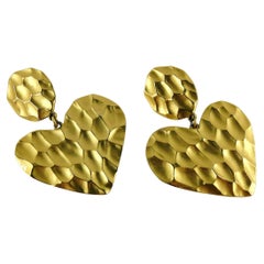 Yves Saint Laurent YSL Vintage Pendientes Colgantes Corazón Martillado Sobredimensionados