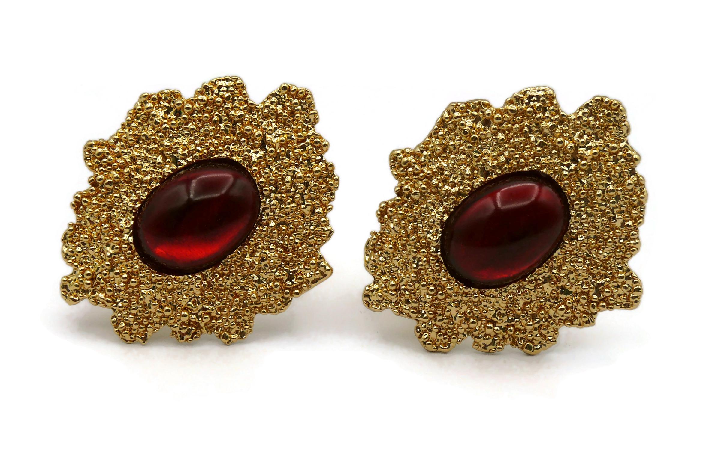Women's YVES SAINT LAURENT YSL Vintage Red Cabochon Textured Clip-On Earrings For Sale