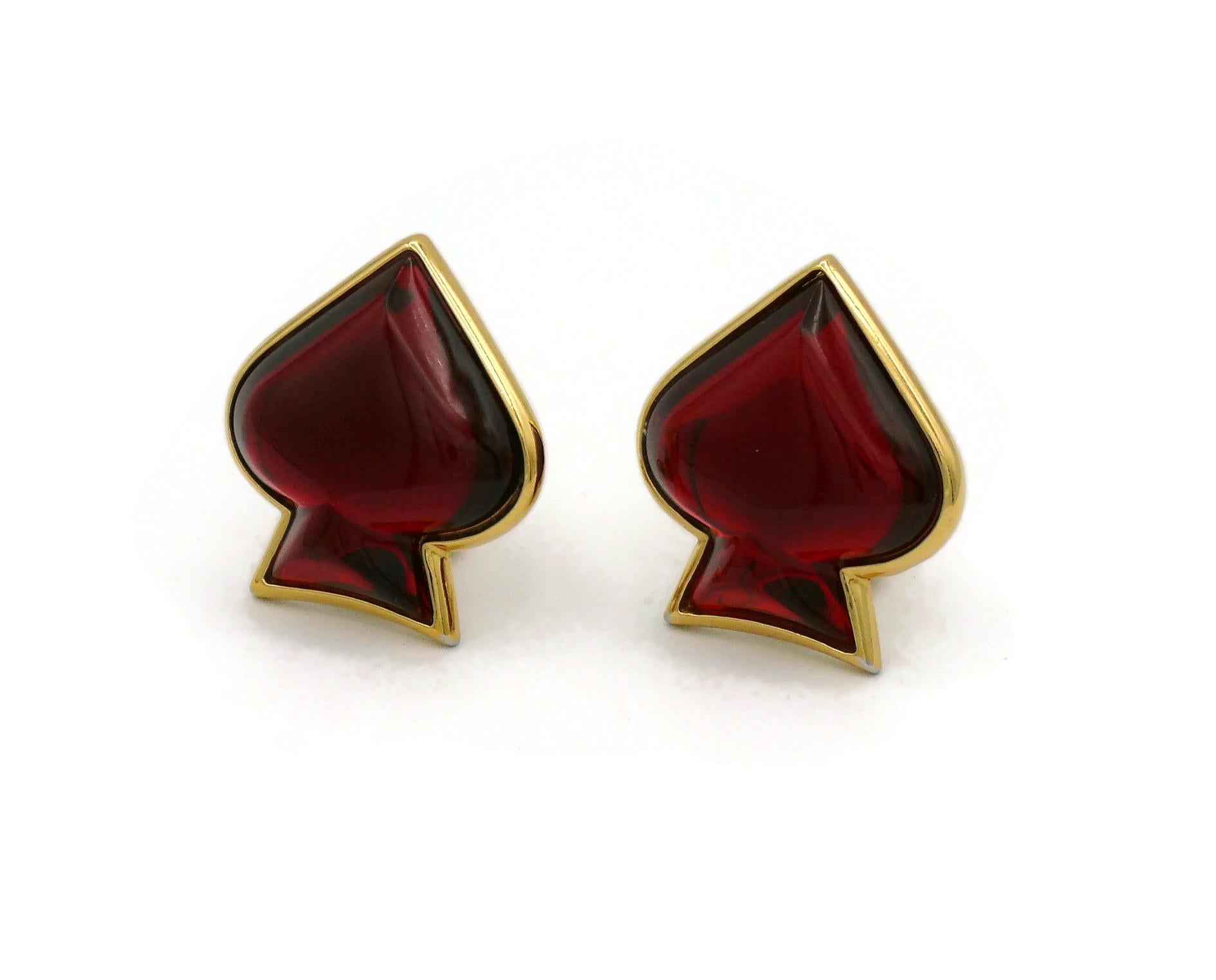 YVES SAINT LAURENT YSL Vintage Red Spade Clip-On Earrings In Good Condition For Sale In Nice, FR
