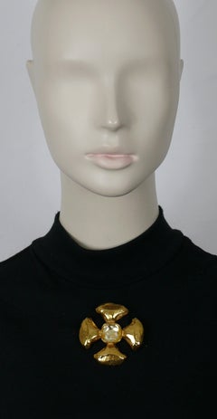 YVES SAINT LAURENT YSL Vintage Resin Cabochon Maltese Cross Brooch Pendant
