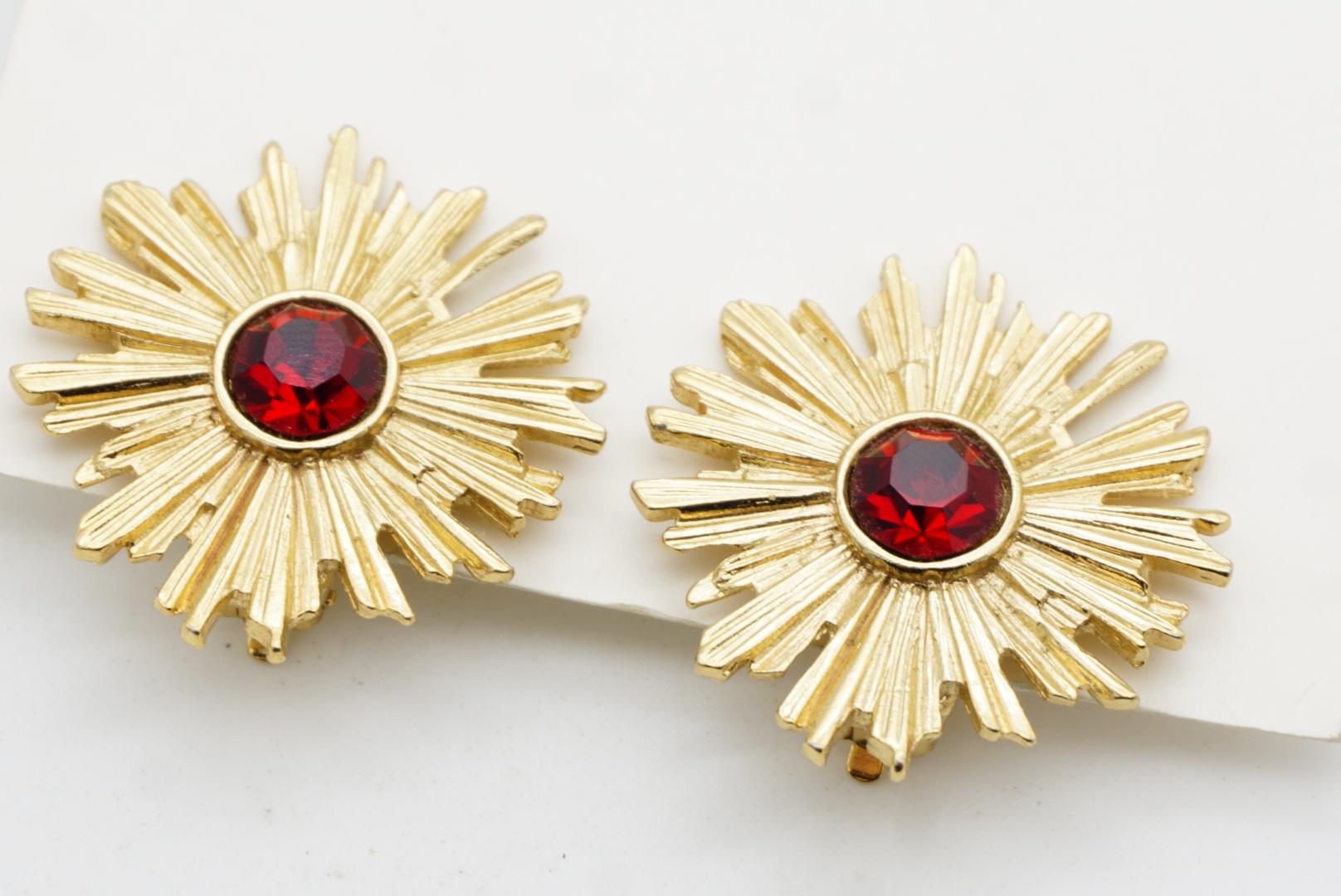 Yves Saint Laurent YSL Vintage Ruby Crystal Blossom Flower Sunburst Earrings For Sale 3
