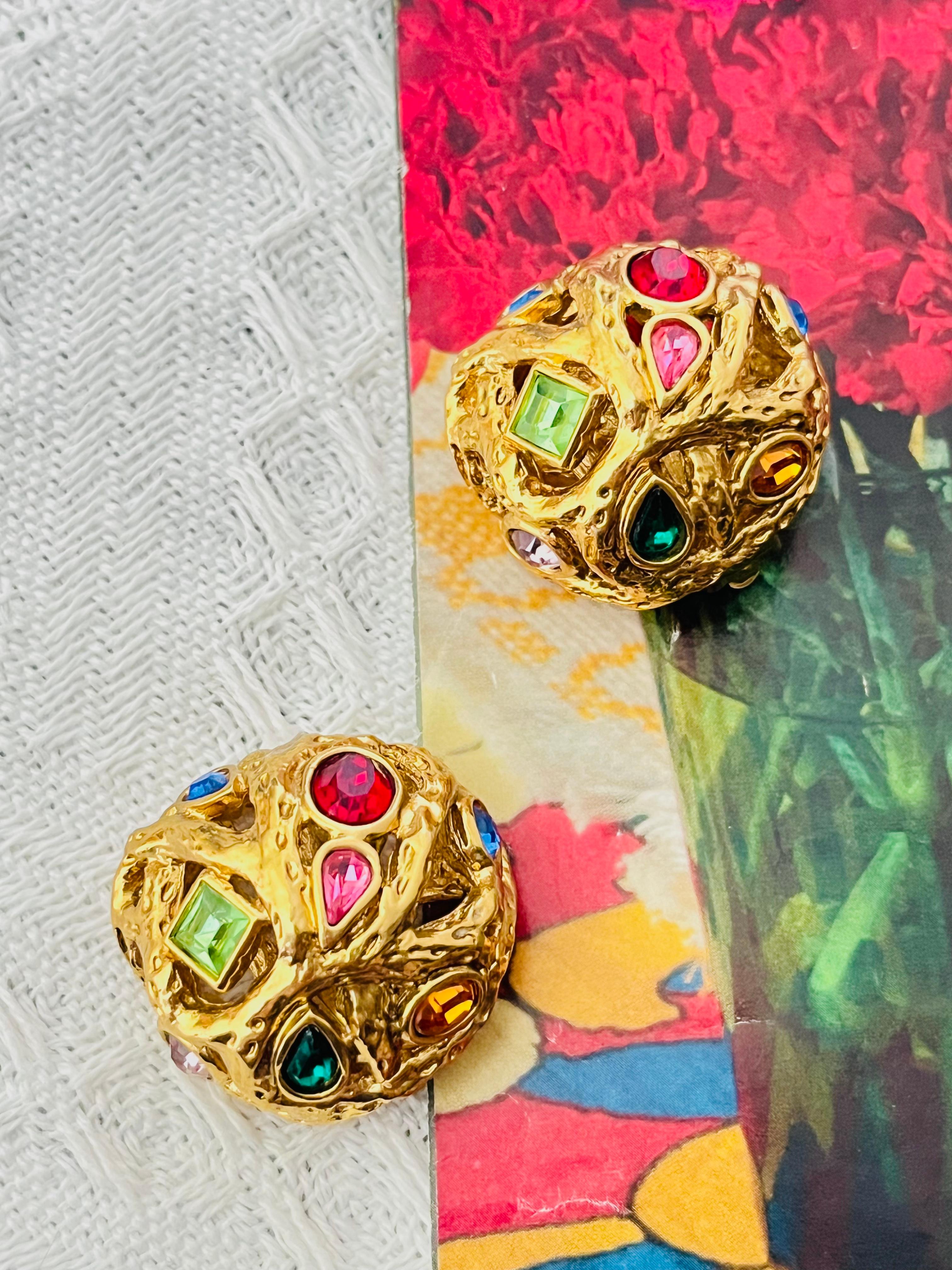 Yves Saint Laurent YSL Vintage Ruby Emerald Sapphire Dome Openwork Gold Earrings In Excellent Condition For Sale In Wokingham, England