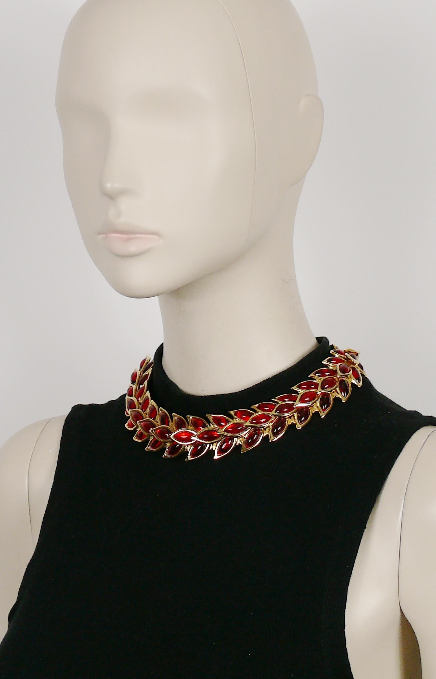 Yves Saint Laurent YSL Vintage Ruby Wheat Choker Necklace In Good Condition For Sale In Nice, FR