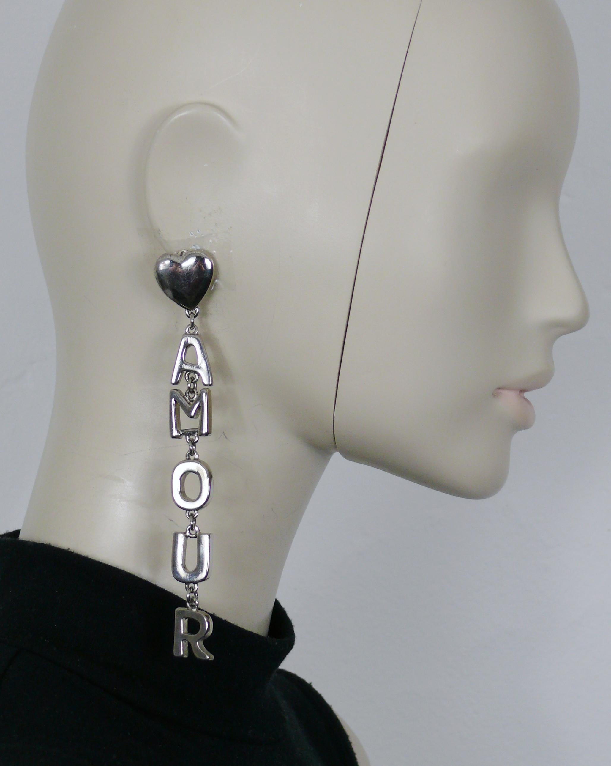 YVES SAINT LAURENT YSL Vintage Silver Tone AMOUR Dangling Earrings In Good Condition For Sale In Nice, FR