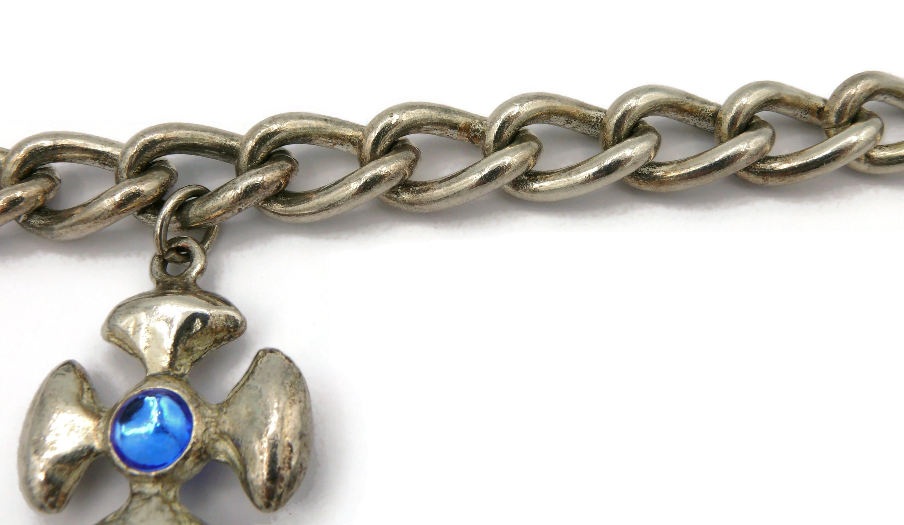 YVES SAINT LAURENT YSL Vintage Silberfarbenes MalteserKreuz-Charm-Armband im Angebot 12