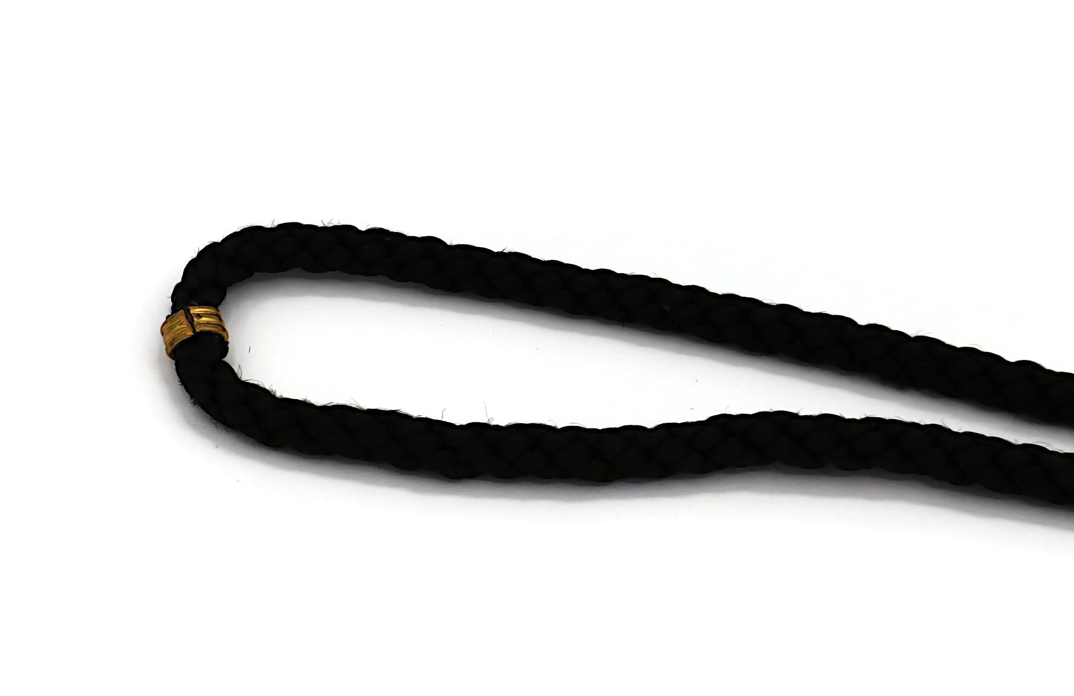 Donna YVES SAINT LAURENT YSL Collana con ciondolo con nappe d'epoca in vendita