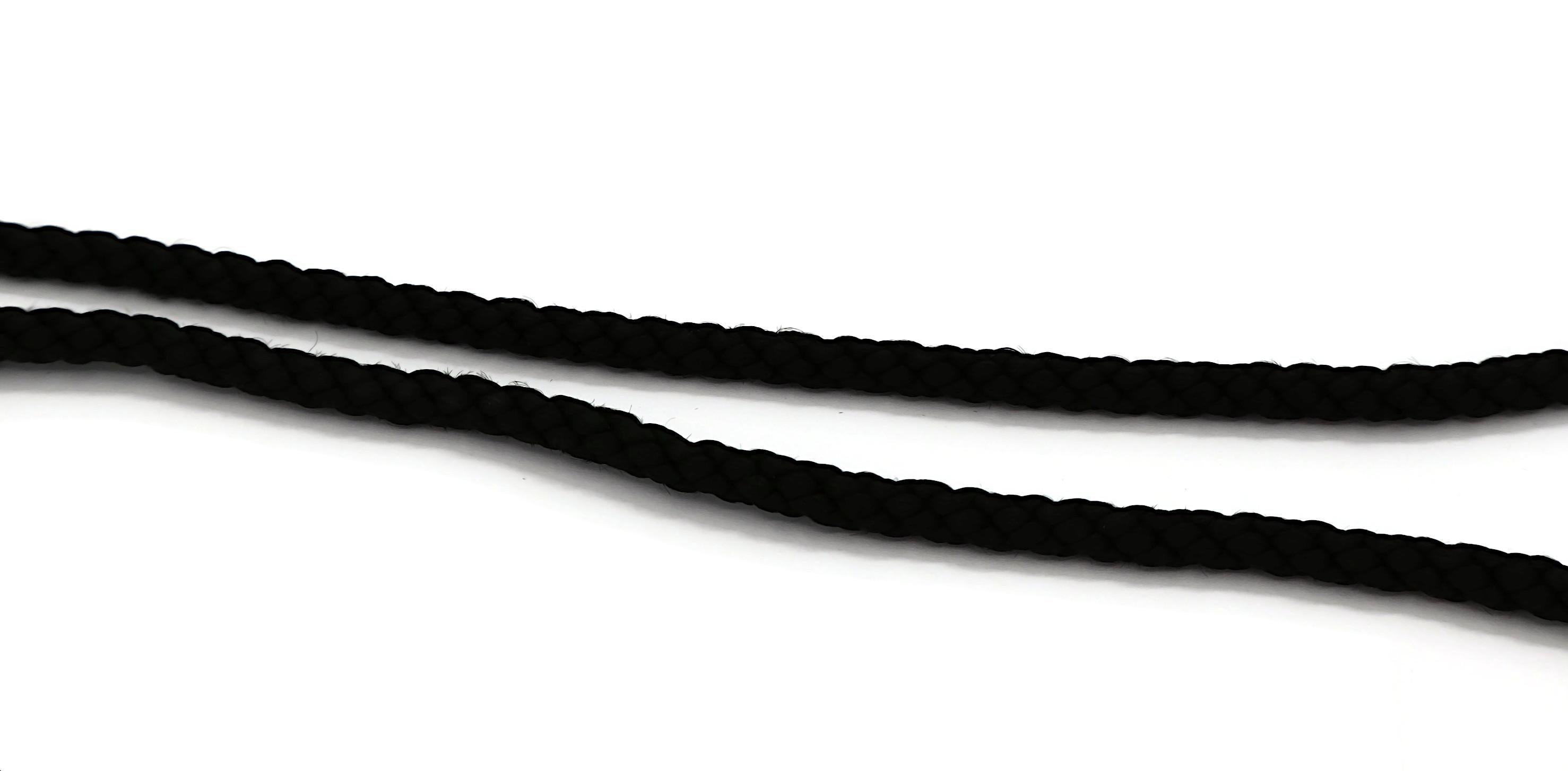 YVES SAINT LAURENT YSL Collana con ciondolo con nappe d'epoca in vendita 1