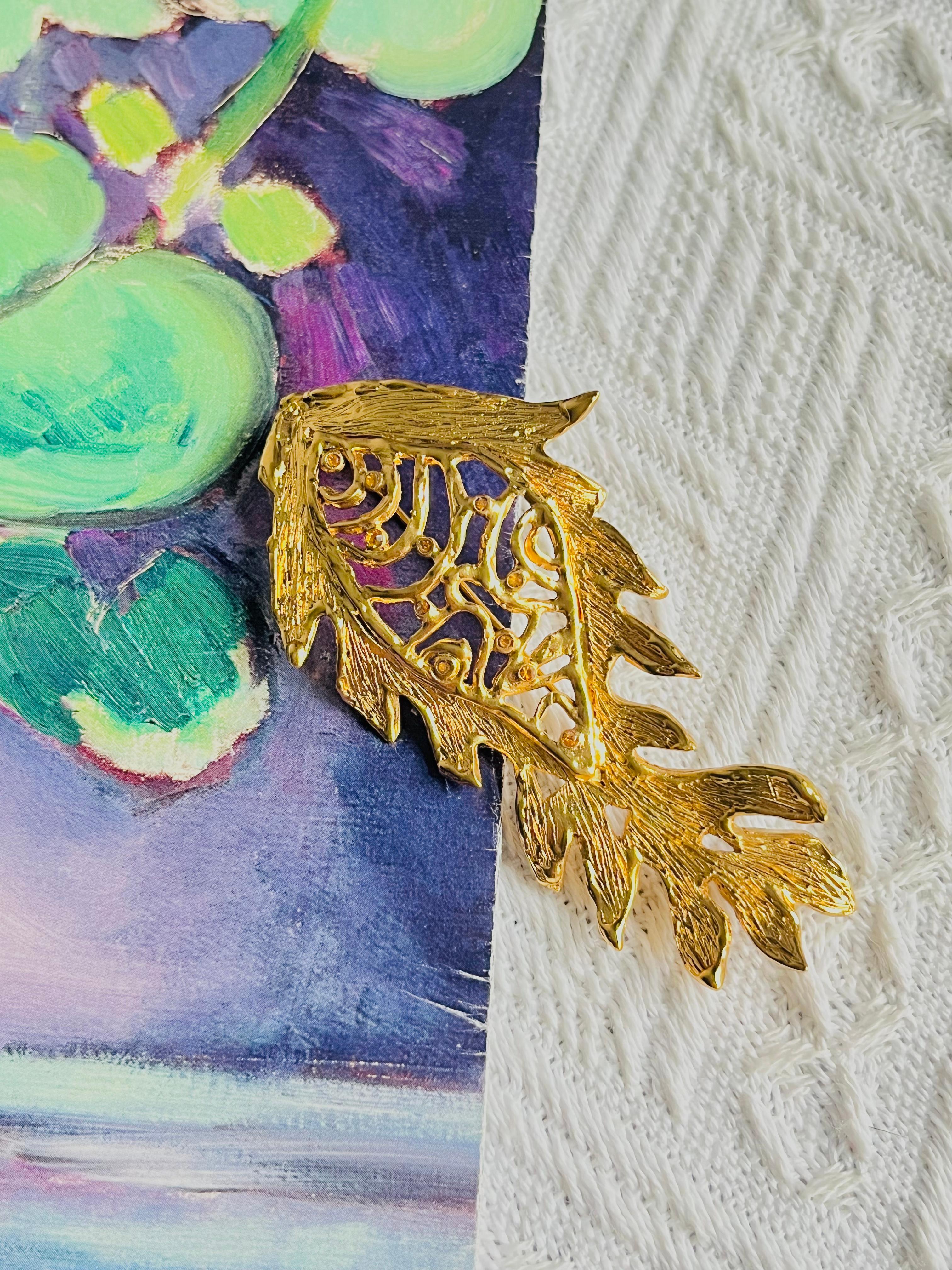 Yves Saint Laurent YSL Vintage Vivid Goldfish Citrine Crystals Openwork Brooch In Good Condition For Sale In Wokingham, England