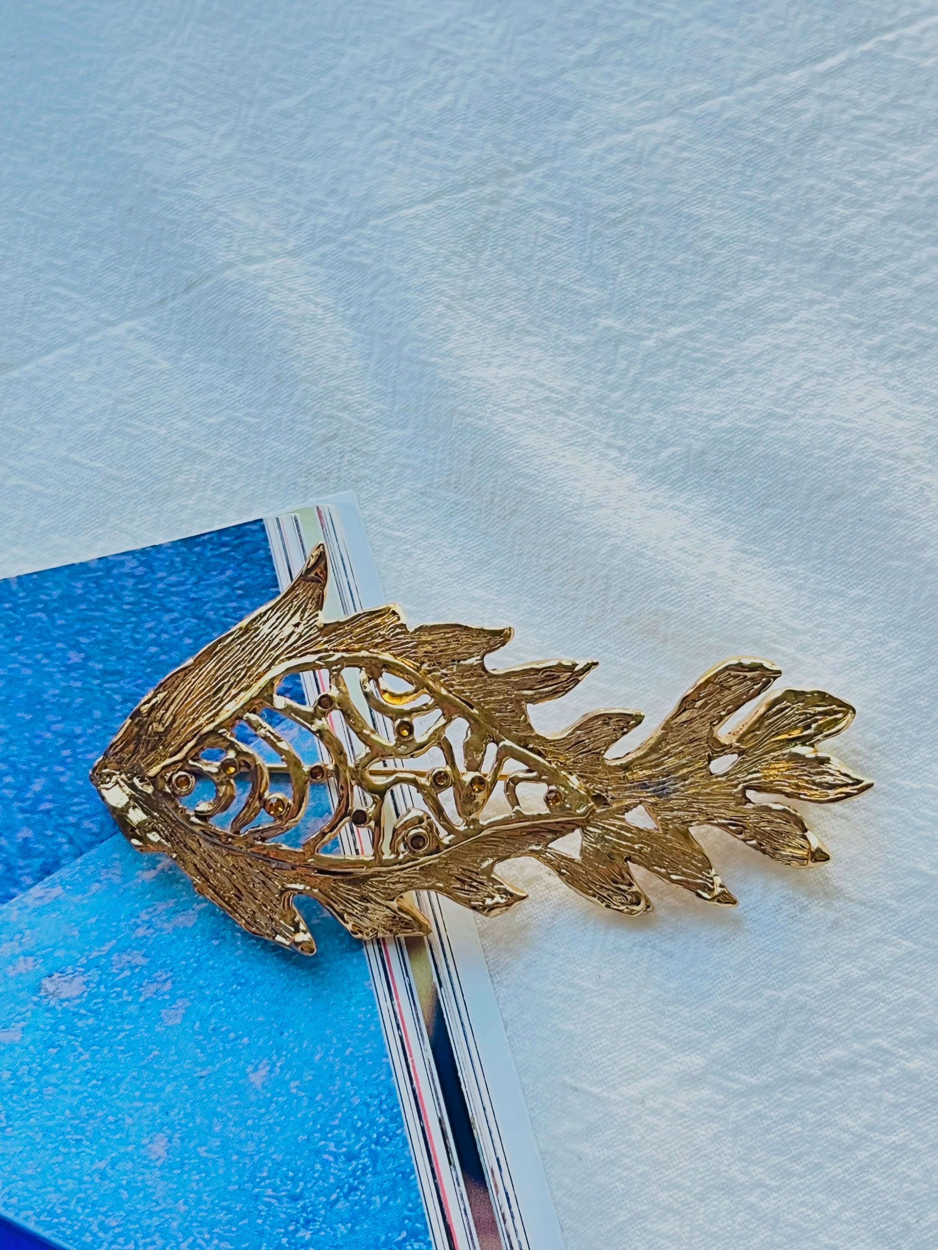 Yves Saint Laurent YSL Vintage Vivid Long Fish Yellow Crystals Openwork Brooch In Good Condition In Wokingham, England