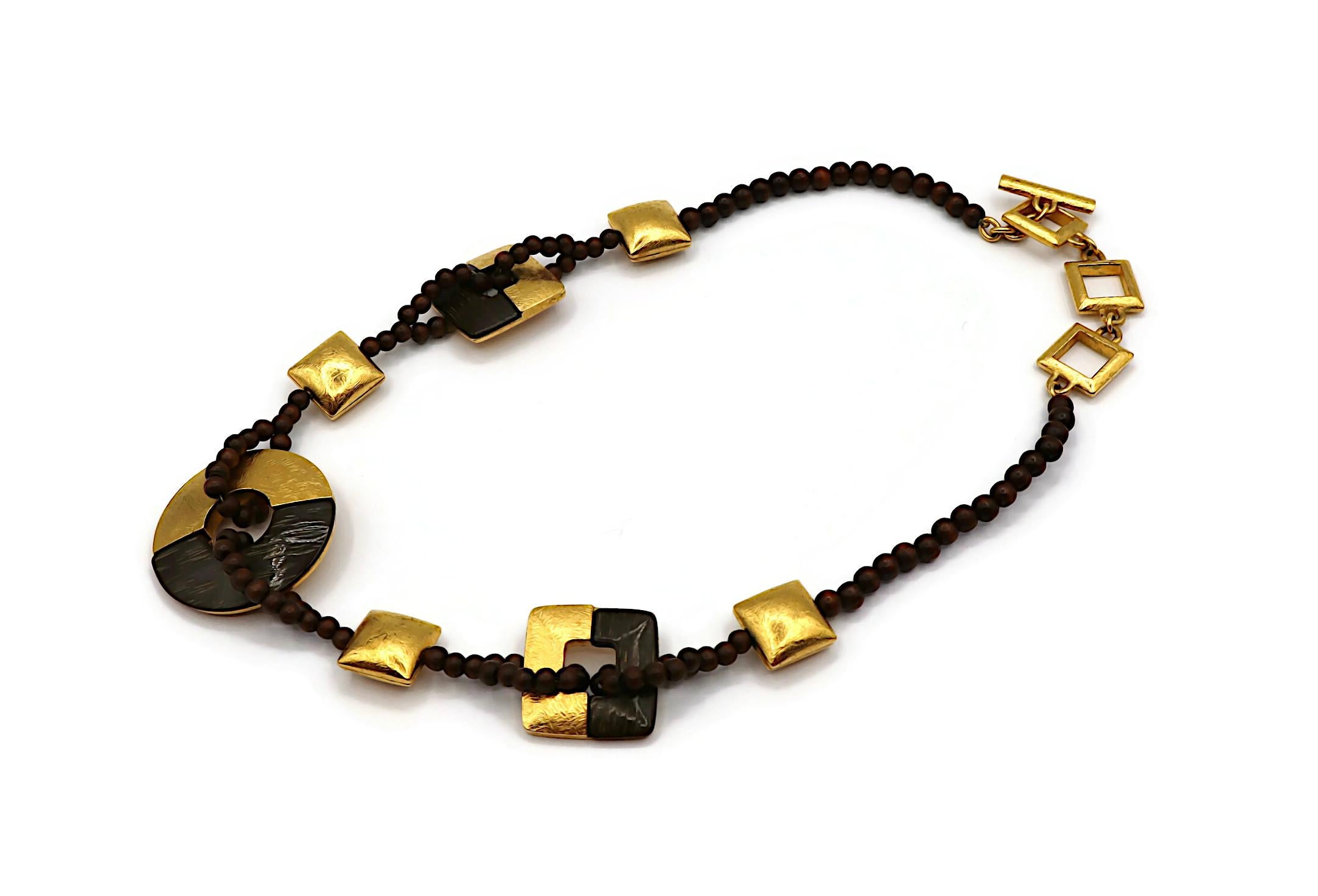 YVES SAINT LAURENT YSL Collier vintage en perles de bois et or 1