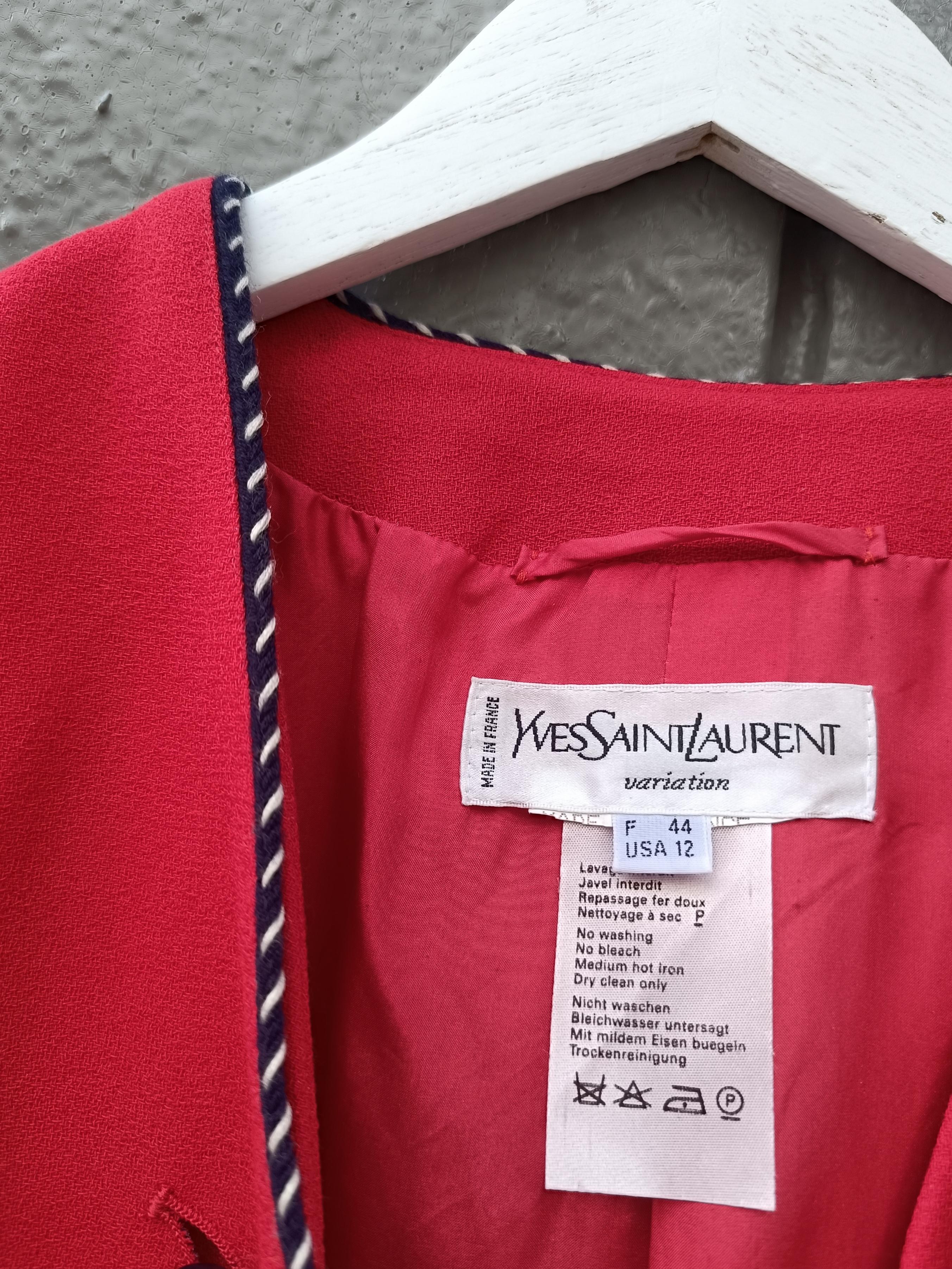 Yves Saint Laurent YSL Vintage Blazer / Giacca in lana rossa con finiture a contrasto in vendita 13