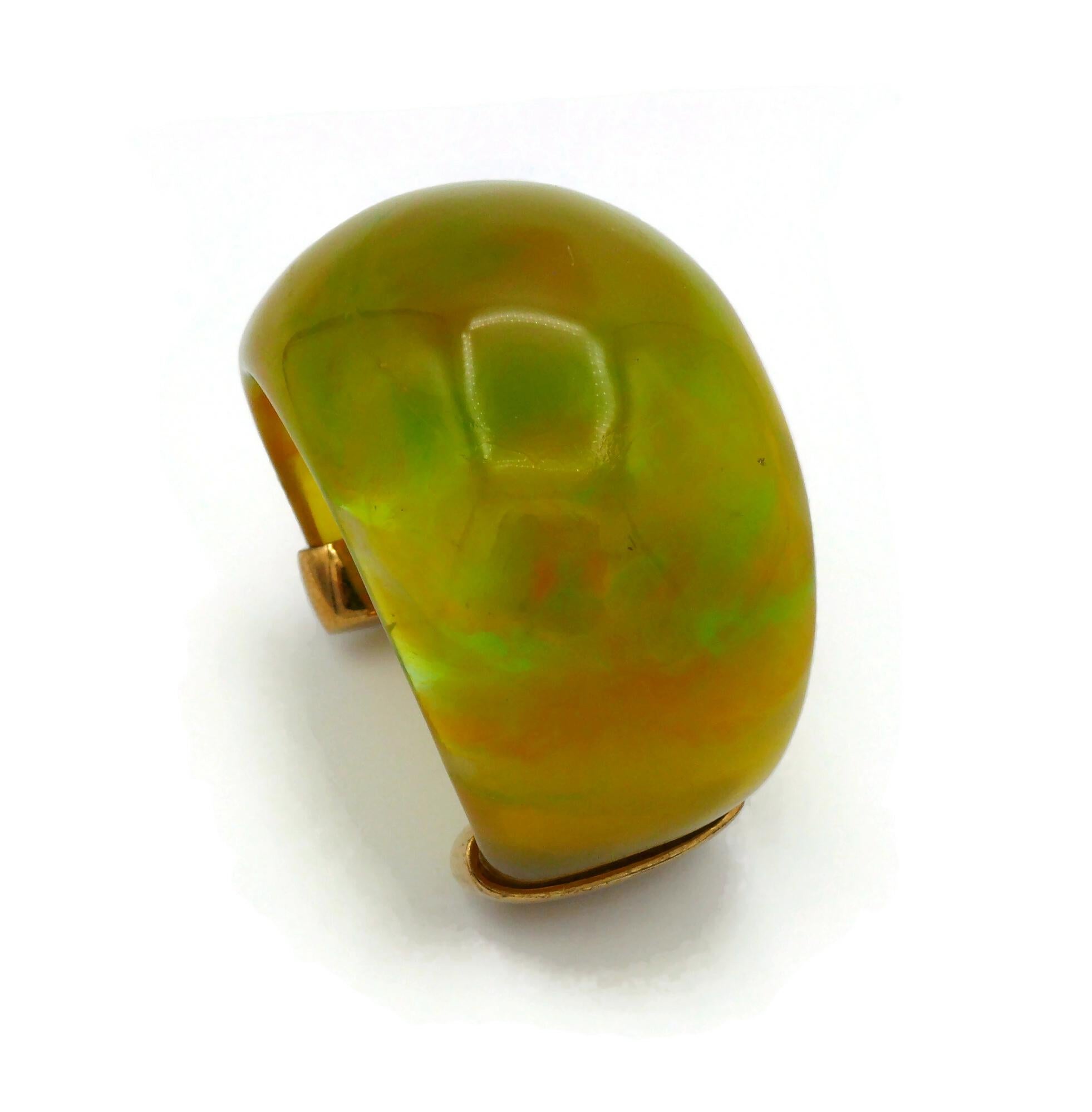 YVES SAINT LAURENT YSL Vintage Yellow Green Marbled Resin Cuff Bracelet For Sale 3