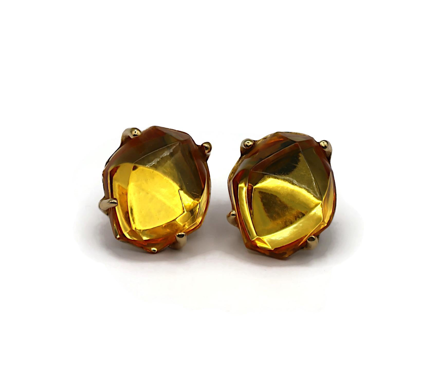 Yves Saint Laurent Boucles d'oreilles à clip en résine jaune YSL Pour femmes en vente