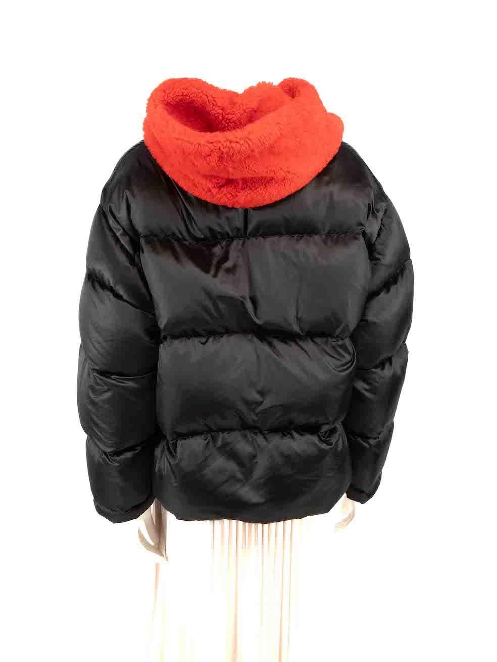 Yves Salomon Black Shearling Trim Puffer Down Jacket Size S In Good Condition For Sale In London, GB