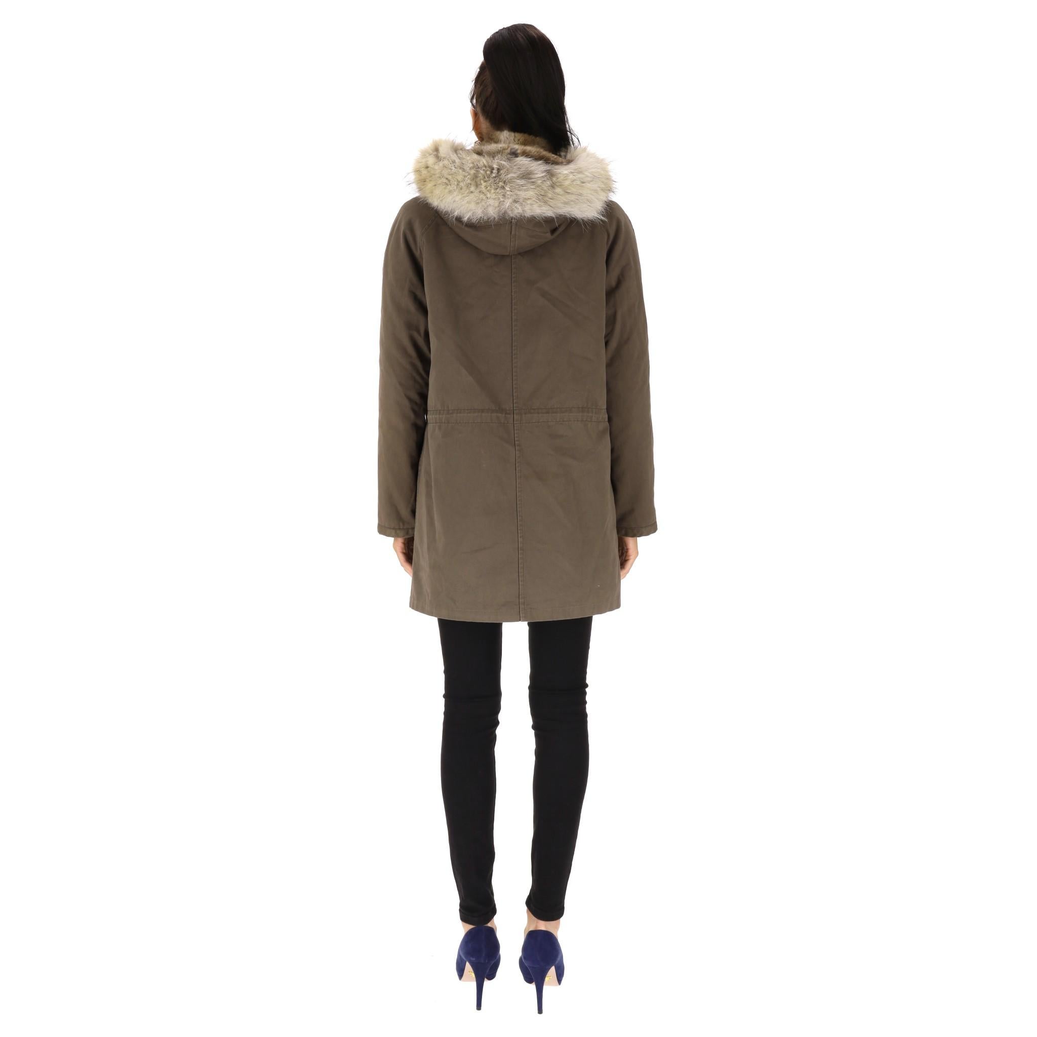 Yves Salomon Coyote & Kaninchenpelz gefütterte Armee Parka Jacke im Zustand „Hervorragend“ im Angebot in London, GB