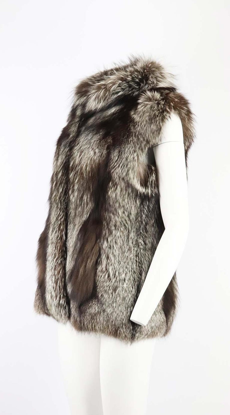 Yves Salomon Fox Fur Gilet FR 38 UK 10 For Sale at 1stDibs