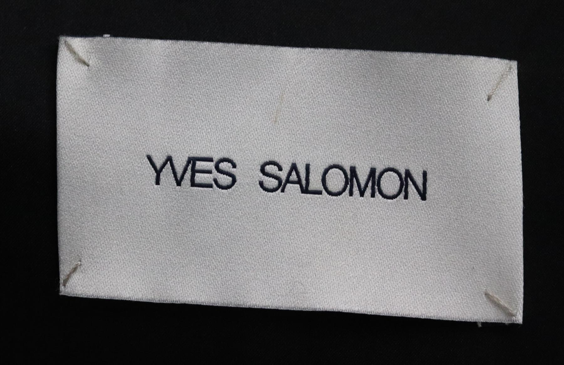 Yves Salomon Nerzmantel FR 36 UK 8 im Zustand „Hervorragend“ in London, GB