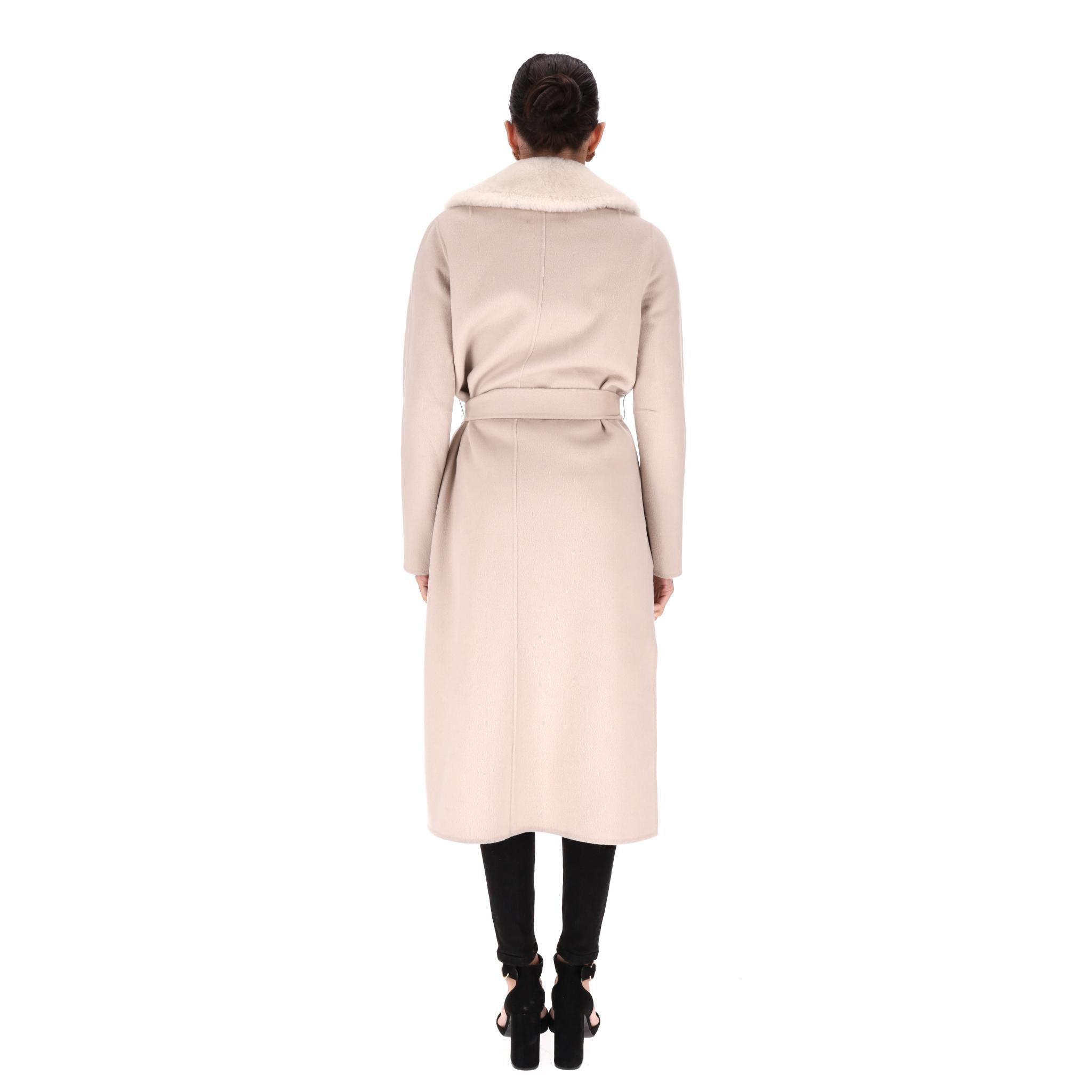 Yves Salomon Wool & Cashmere Coat With Lamb Shearling Collar In Good Condition For Sale In London, GB