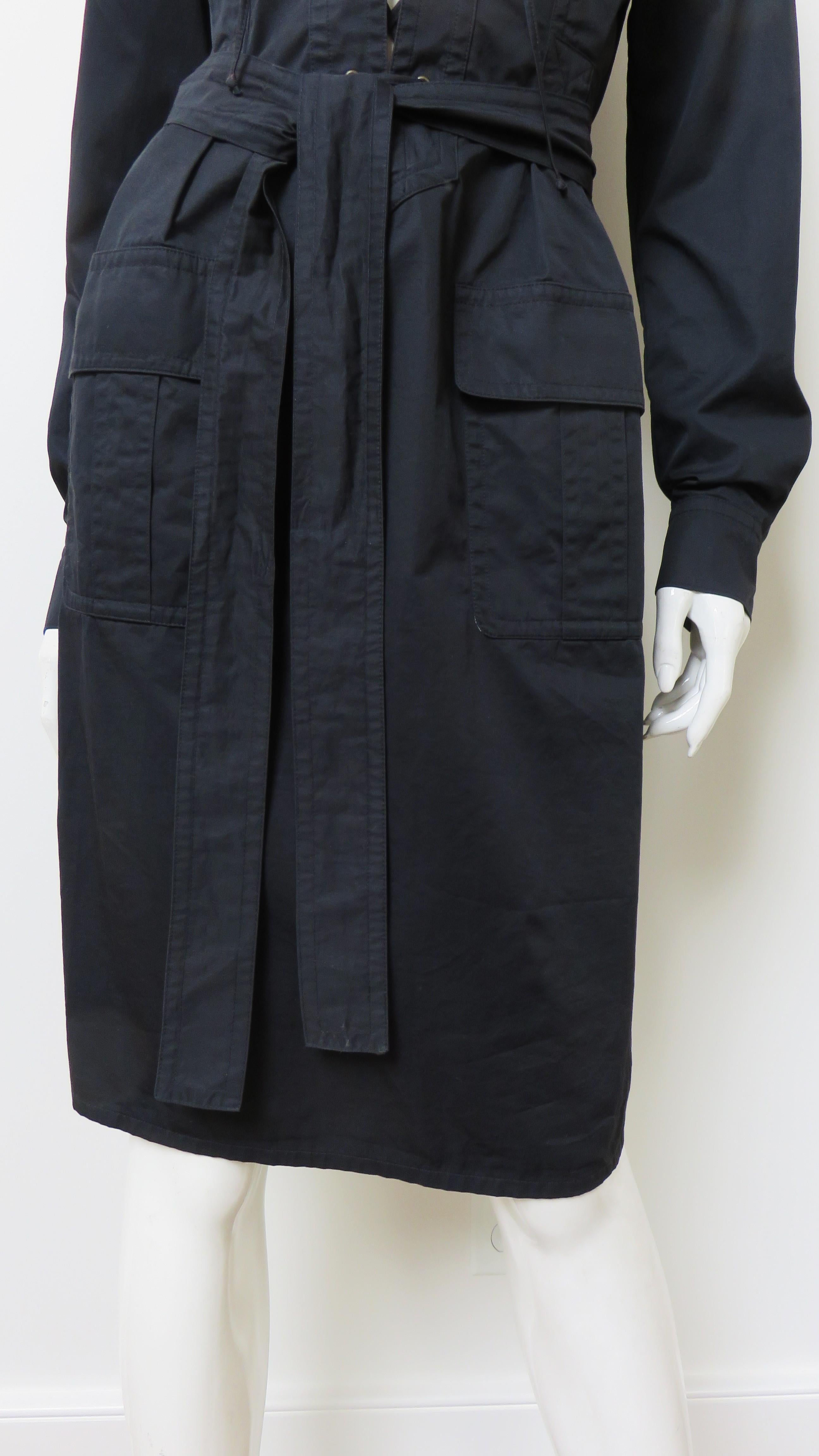 Yves St Laurent by Tom Ford Safari-Kleid mit Schnürung SS 2002 im Angebot 3